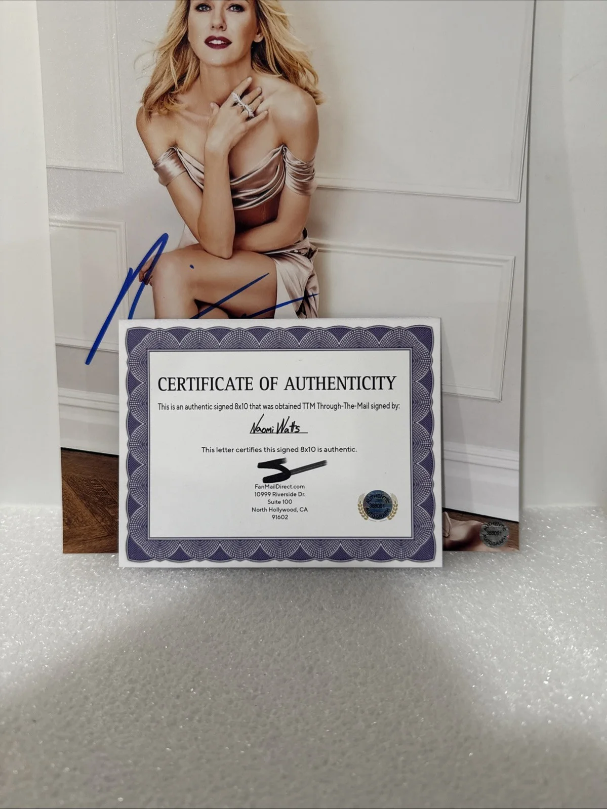 Naomi Watts (Actress) signed Autographed 8x10 photo - AUTO with COA, image 2