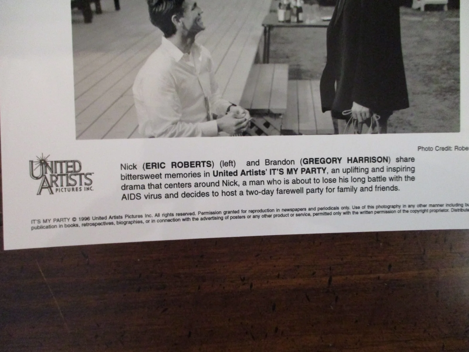 Gregory Harrison/Eric Roberts(IT'S MY PARTY)1996 8 x 10 Black/White Press Photo, image 3