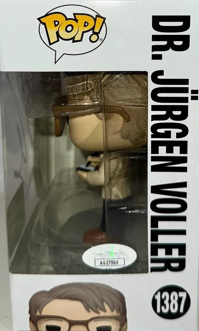 Mads Mikkelsen Signed Funko #1387 "Dr. Jurgen Voller" (Indiana Jones) - JSA COA, изображение 3