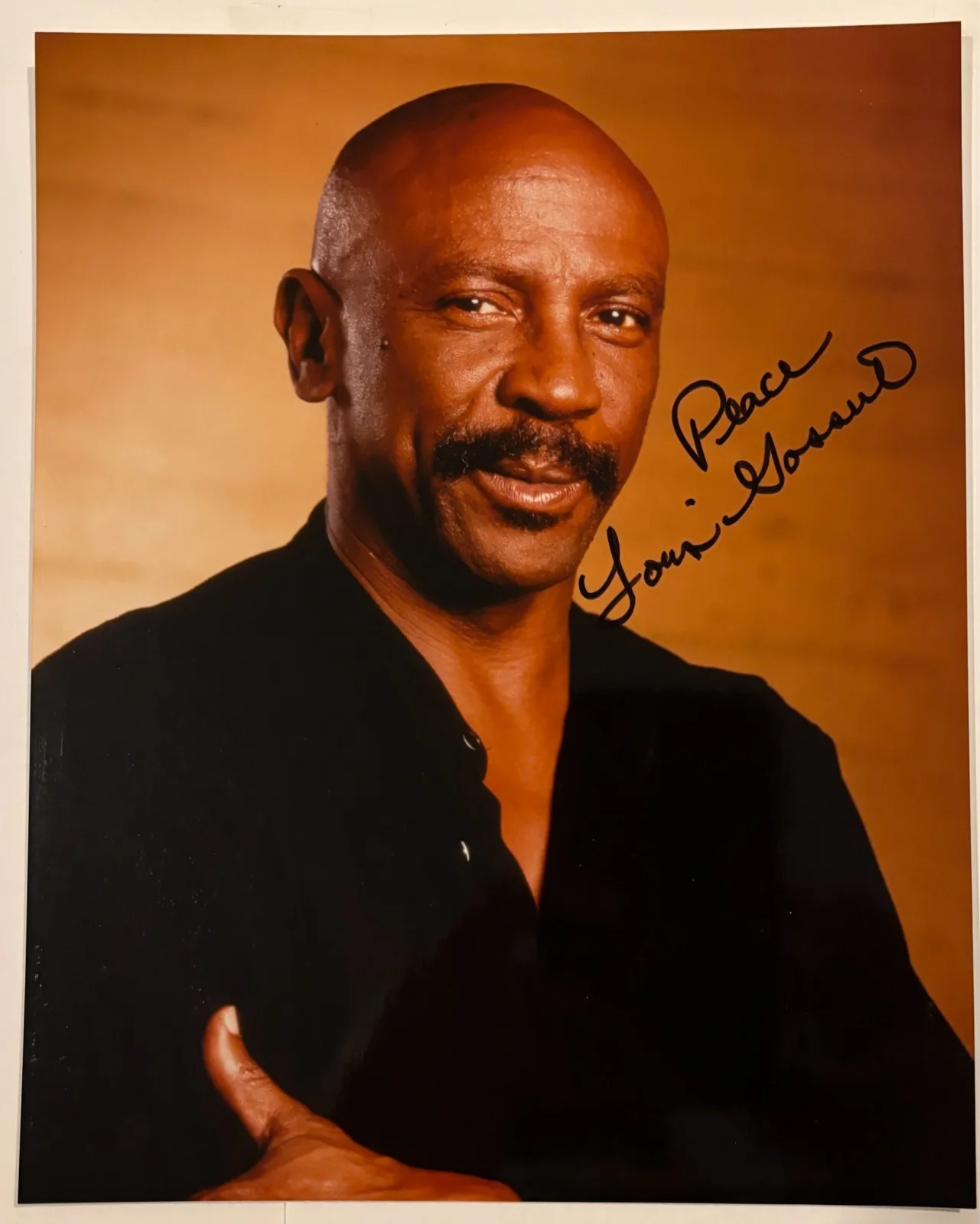 Louis Gossett Jr — Louis Gossett Jr. hand signed 8" x 10" autographed photograph