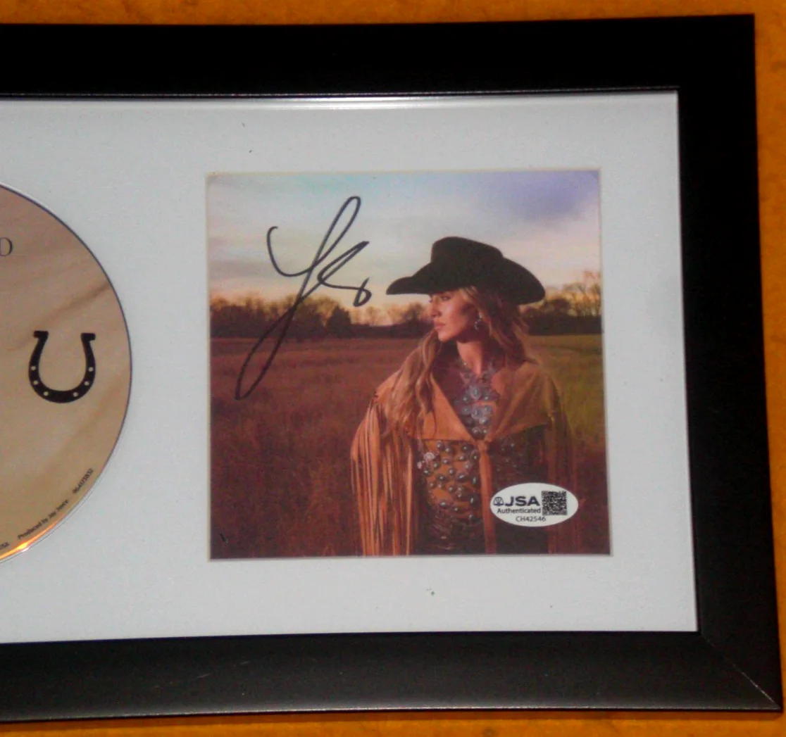 LAINEY WILSON SIGNED FRAMED 'WHIRLWIND' DELUXE CD COVER w/ CD- J.S.A. Cert., image 2