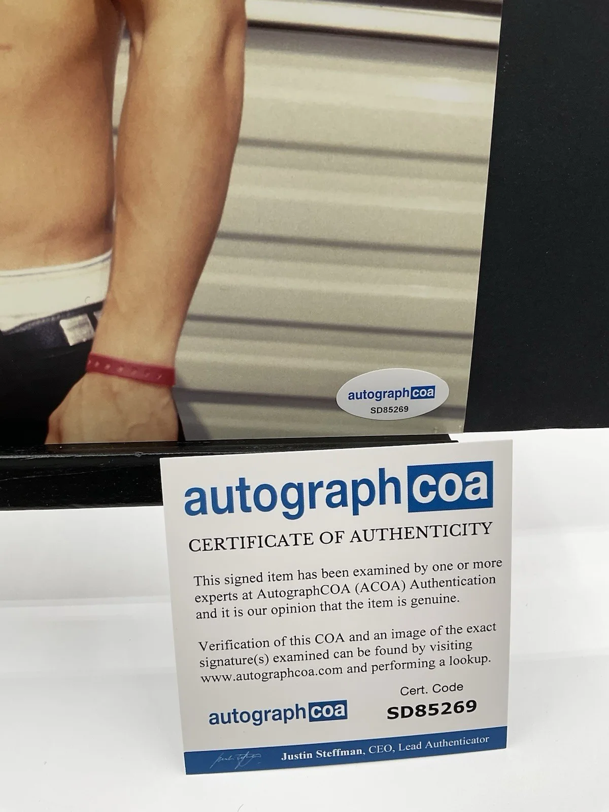 Mark Wahlberg — Mark Wahlberg signed photo Marky Mark signed 8x10 ACOA Funky Bunch autographed, изображение 3