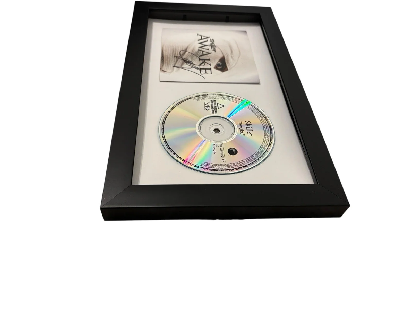 SKILLET JOHN COOPER SIGNED AUTOGRAPH AWAKE FRAMED & MATTED CD ALBUM DISPLAY, изображение 3