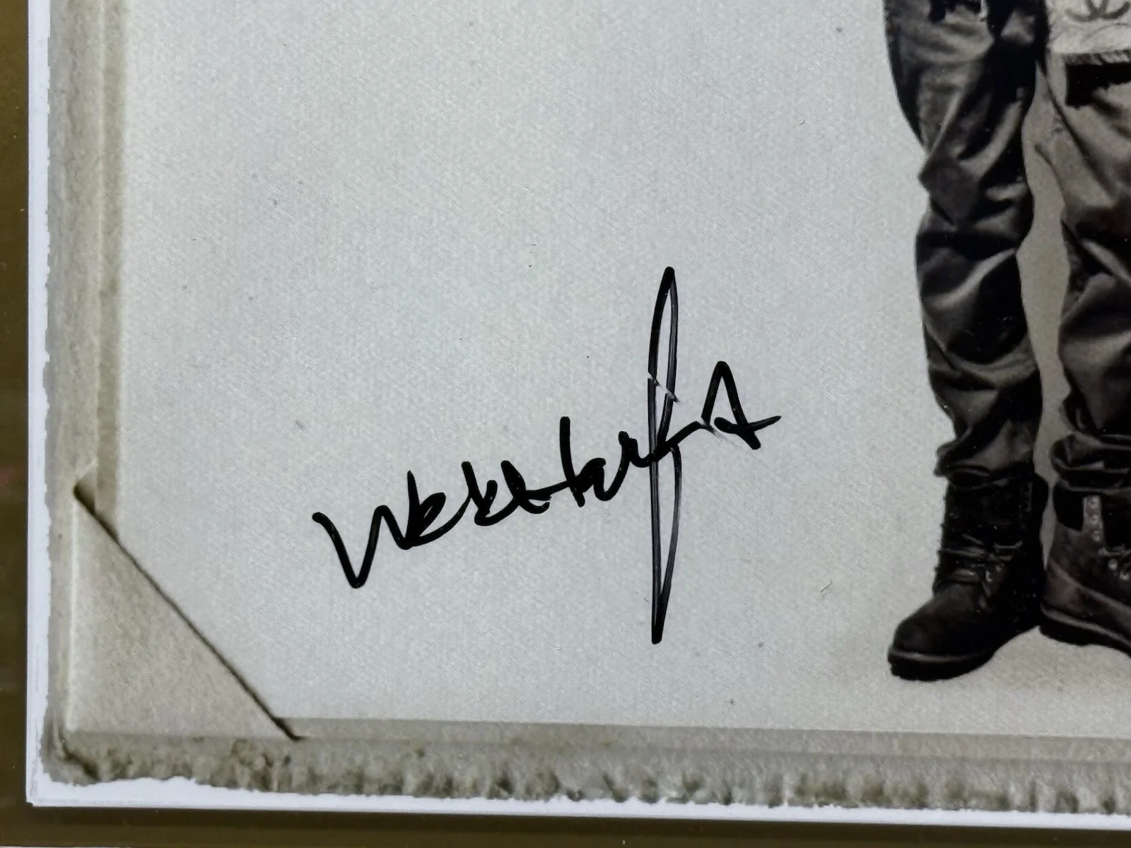 412 Rapper Wiz Khalifa Signed Taylor Allderdice Custom Framed Vinyl With JSA COA, изображение 2