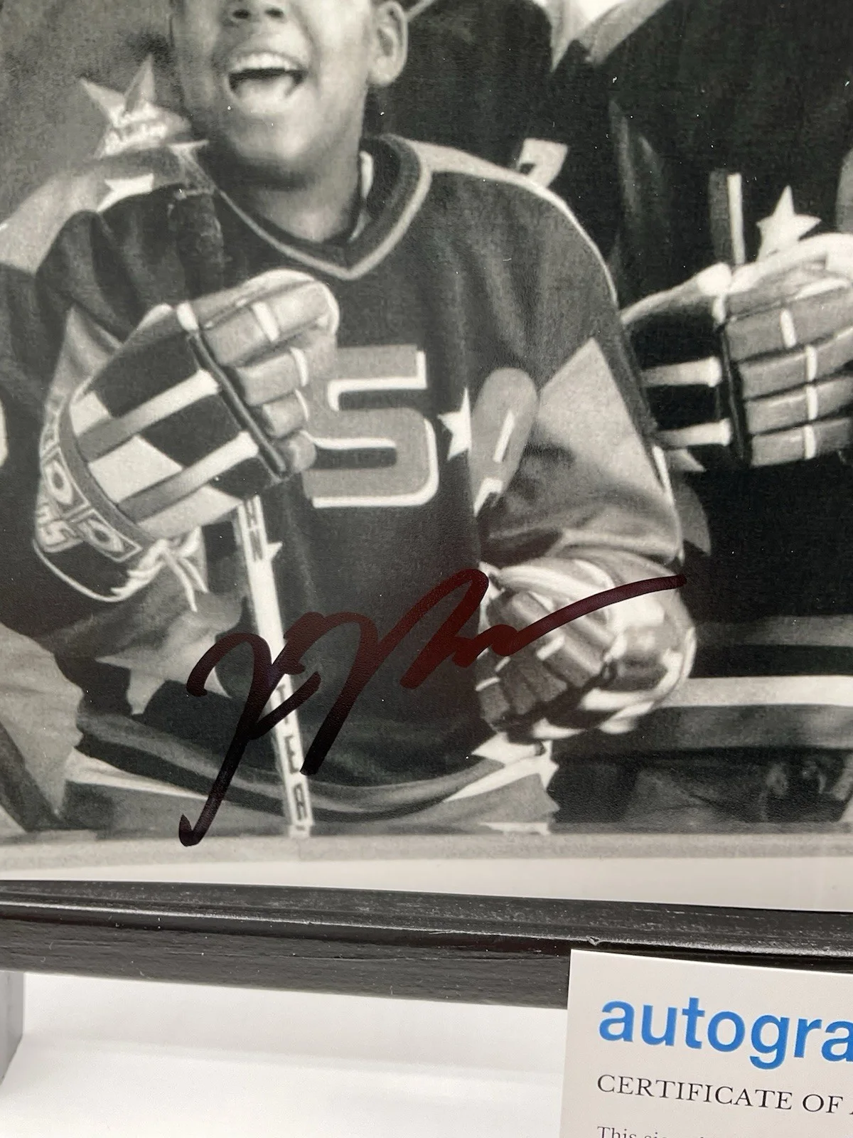 Kenan Thompson — Kenan Thompson Signed photo D2 Mighty Ducks signed 8x10 ACOA SNL autographed, изображение 2