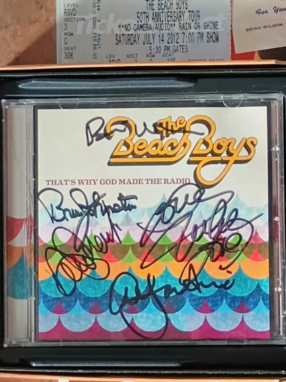 The Beach Boys Band Signed Cd X4 Boxed Set That's Why God Made The Radio 2012, изображение 3