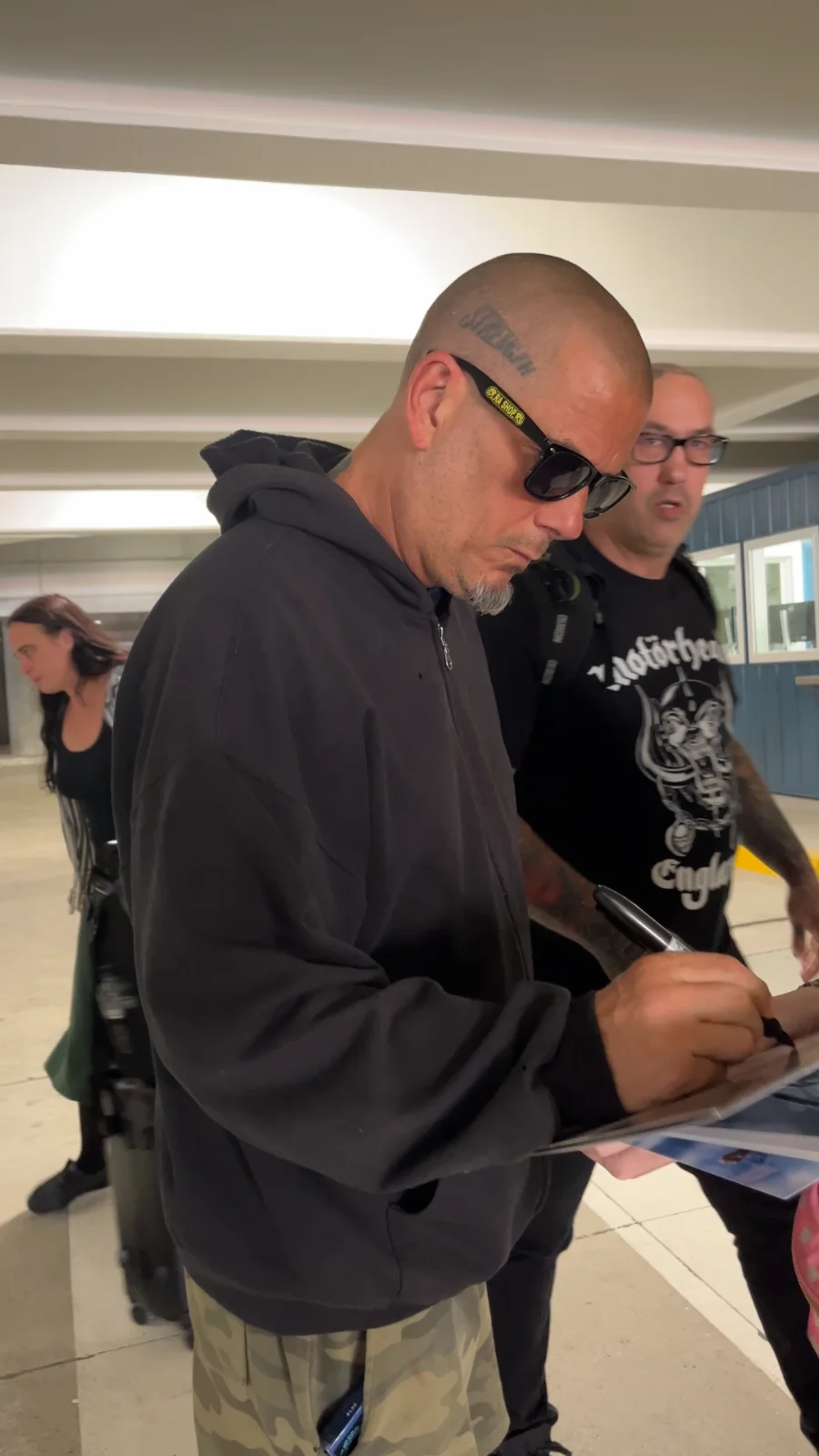 PHIL ANSELMO SIGNED AUTOGRAPH PANTERA VINYL w/EXACT VIDEO PROOF & BECKETT COA, изображение 2