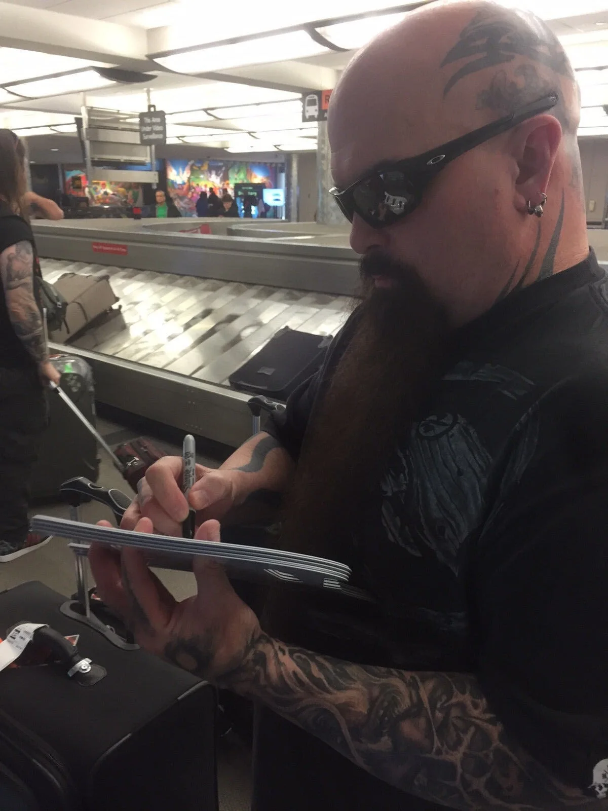 GFA Kerry King and Gary Holt * SLAYER * Band Signed Electric Guitar PROOF COA, image 2