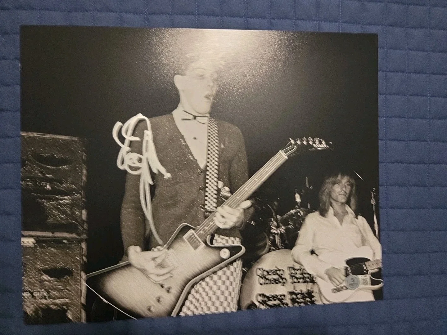 Cheap Trick Rick Nielson Signed 11x14 B/W Photograph Beckett Cert #BT79457, image 2
