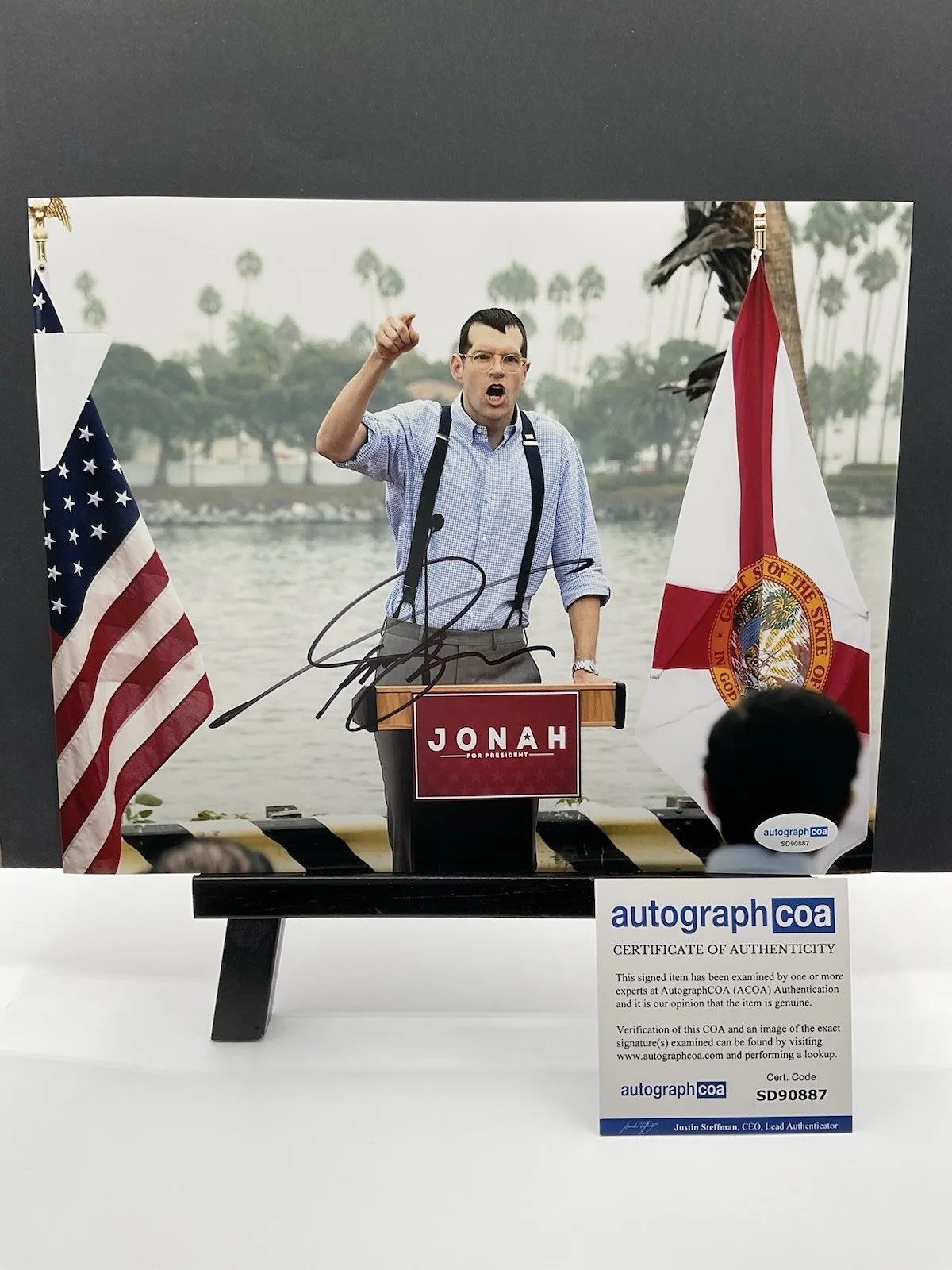 Timothy Simons — Timothy Simons autographed photo Veep signed 8x10 ACOA Veep signed photo Jonah