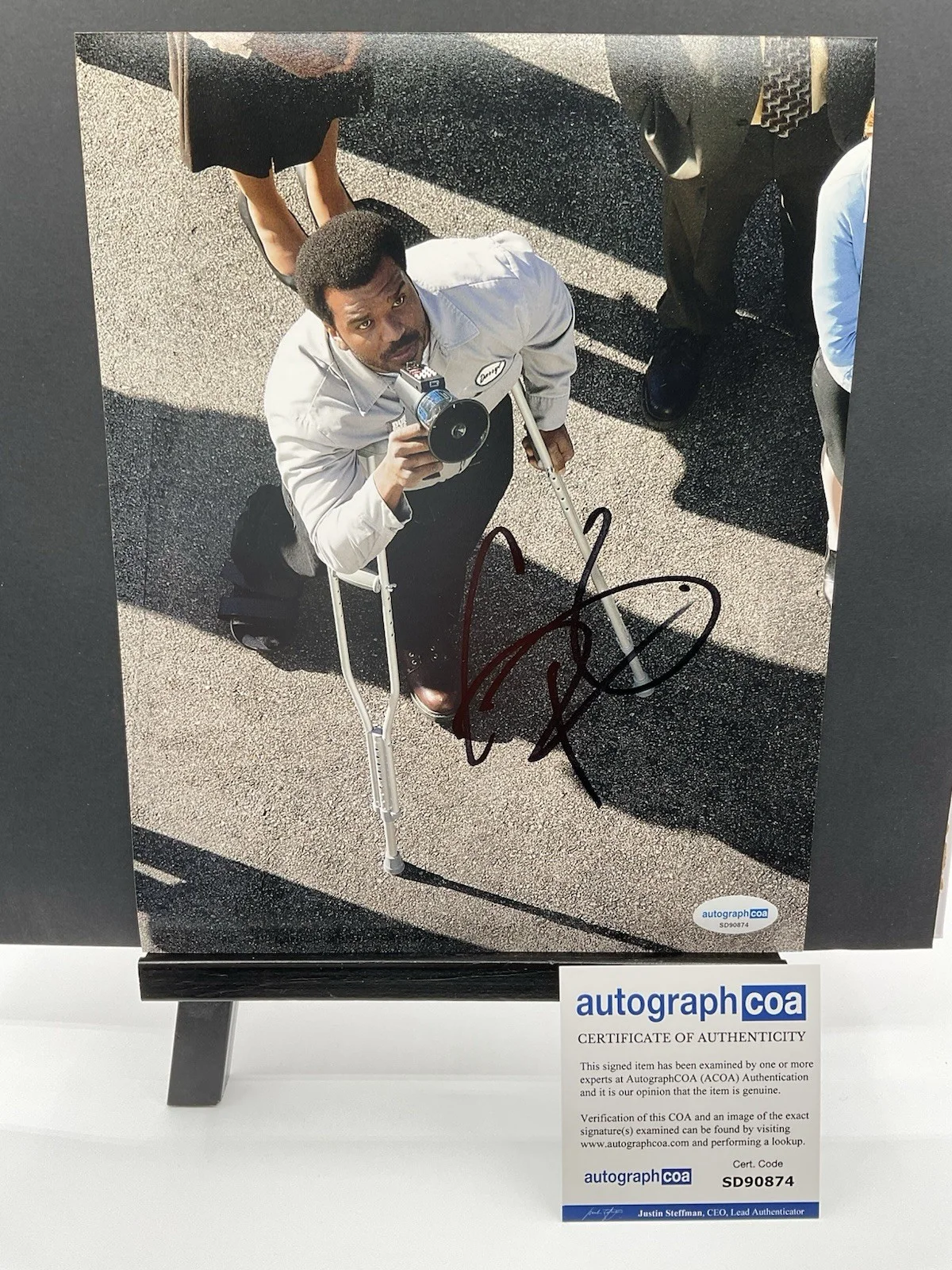 Craig Robinson — Craig Robinson signed photo The Office signed 8x10 ACOA Darryl Philbin signed