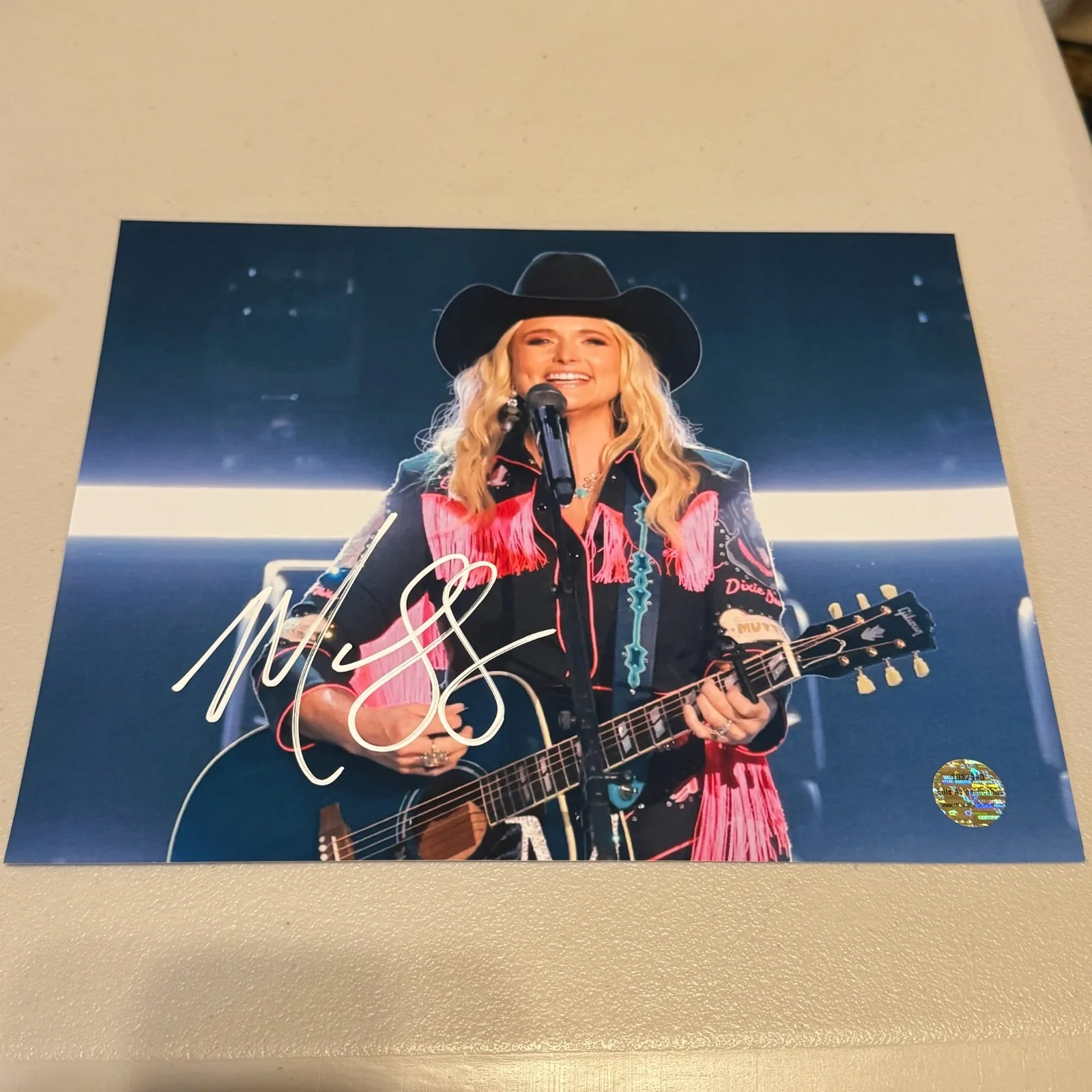 MIRANDA LAMBERT SIGNED AUTOGRAPHED 8X10 PHOTOGRAPH BEAUTIFUL AUTO PHOTO W/ COA, image 2