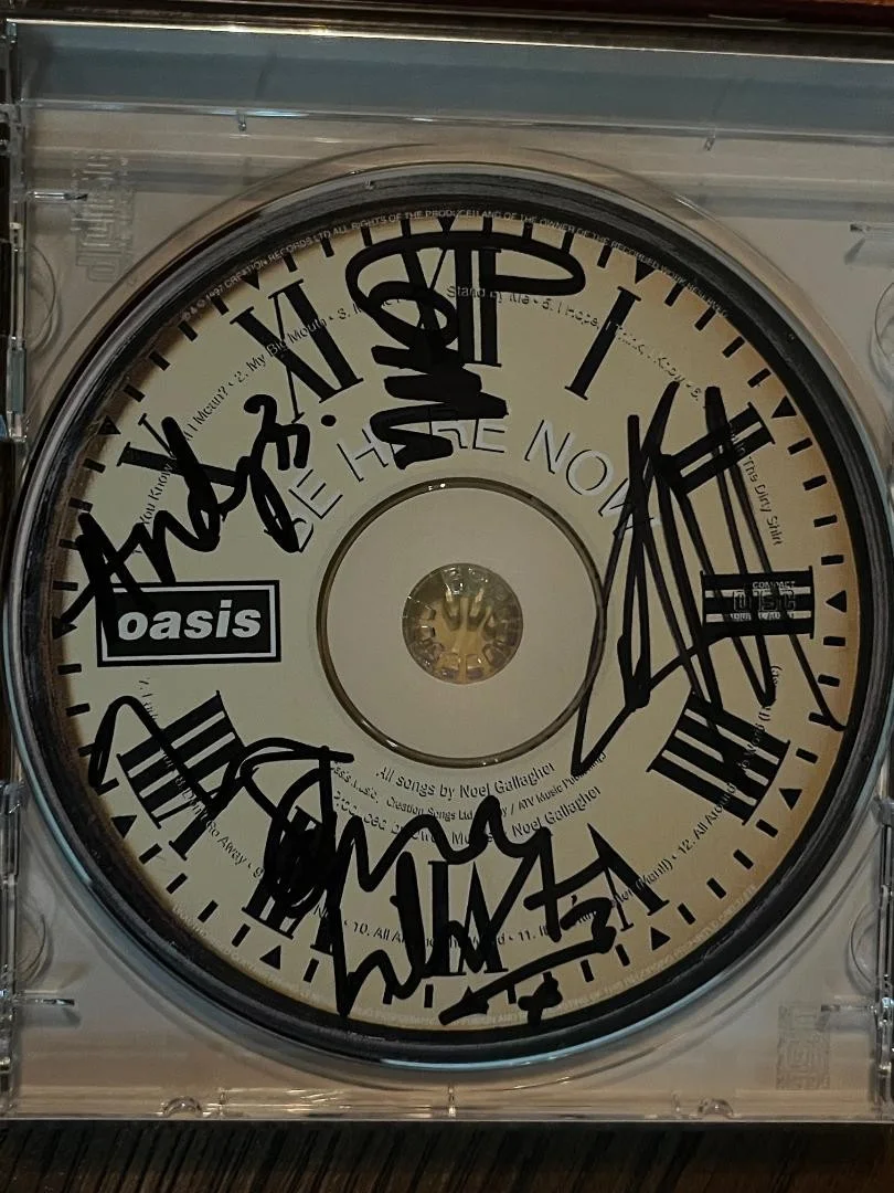 Fully Signed "Oasis--"Be Here Now" CD---Original & HSA Authenticated, image 2