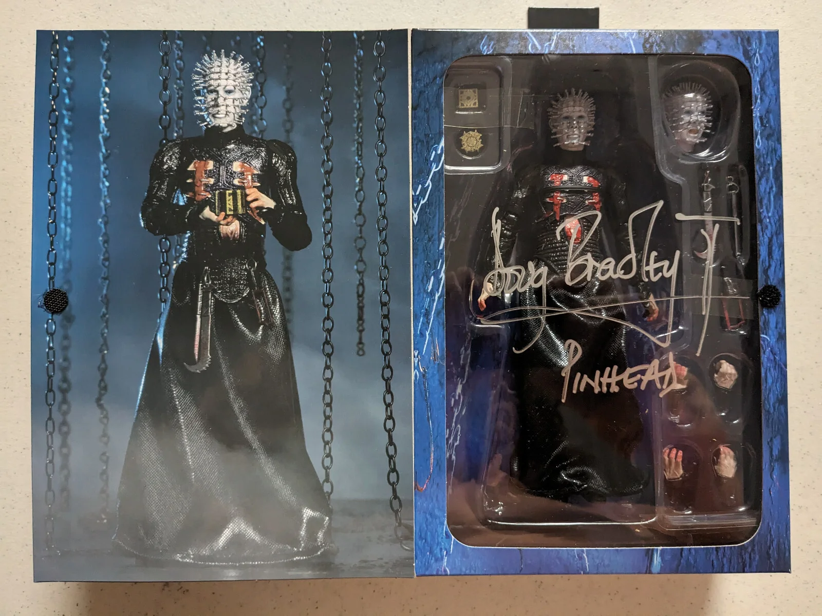 Doug Bradley — DOUG BRADLEY Signed Hellraiser Pinhead NECA Box Book Figure Auto Horror JSA COA, image 3