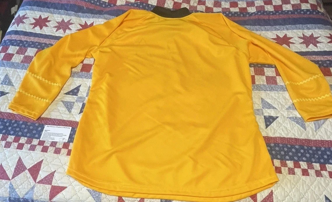 William Shatner — Star Trek- William Shatner signed jersey uniform gold shirt, изображение 2