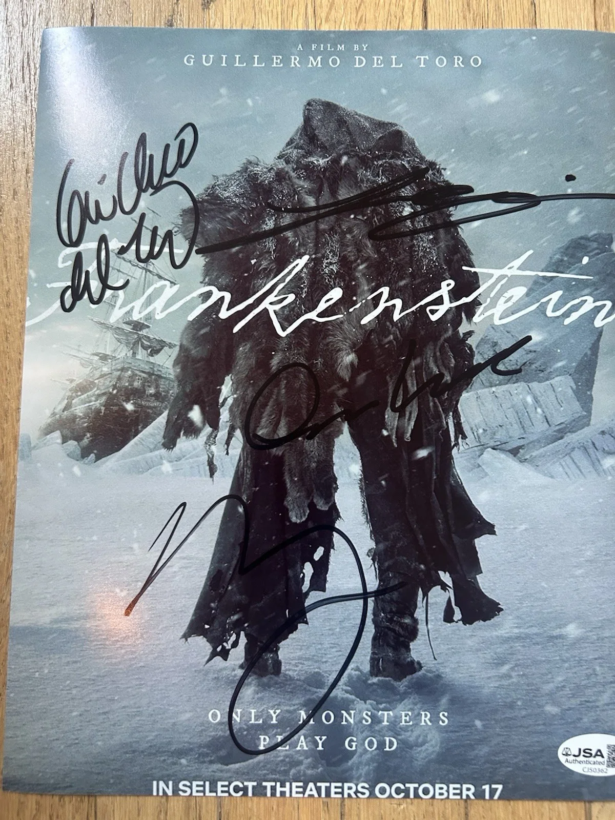 Frankenstein Cast Signed 8x10 Poster Elordi Oscar Isaac Goth Guillermo JSA COA, изображение 2