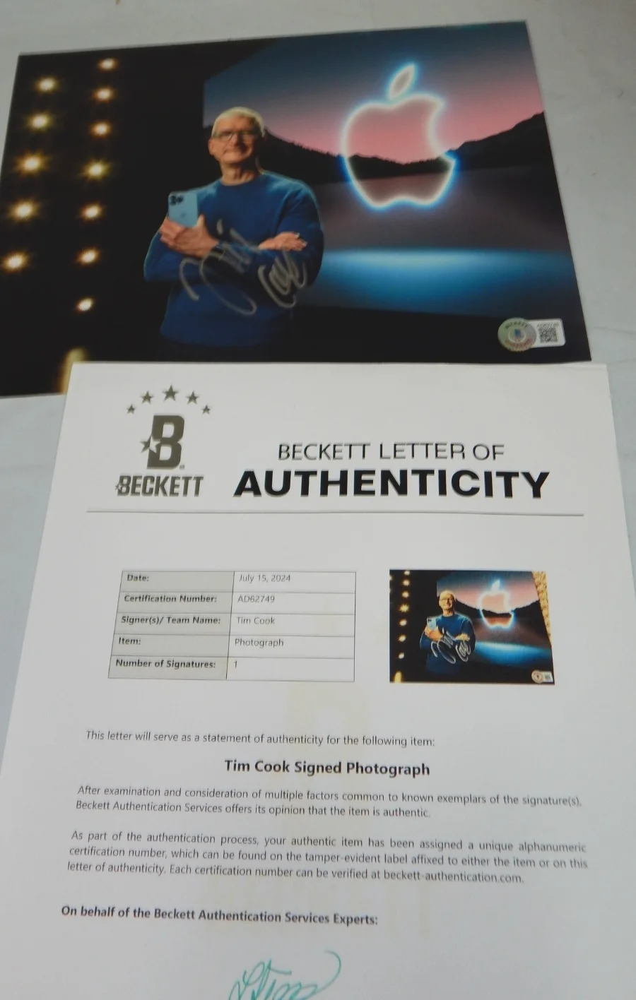 Tim Cook — TIM COOK Apple CEO Signed Autographed 8 x 10" Color Photo Beckett Letter COA LOA, изображение 3
