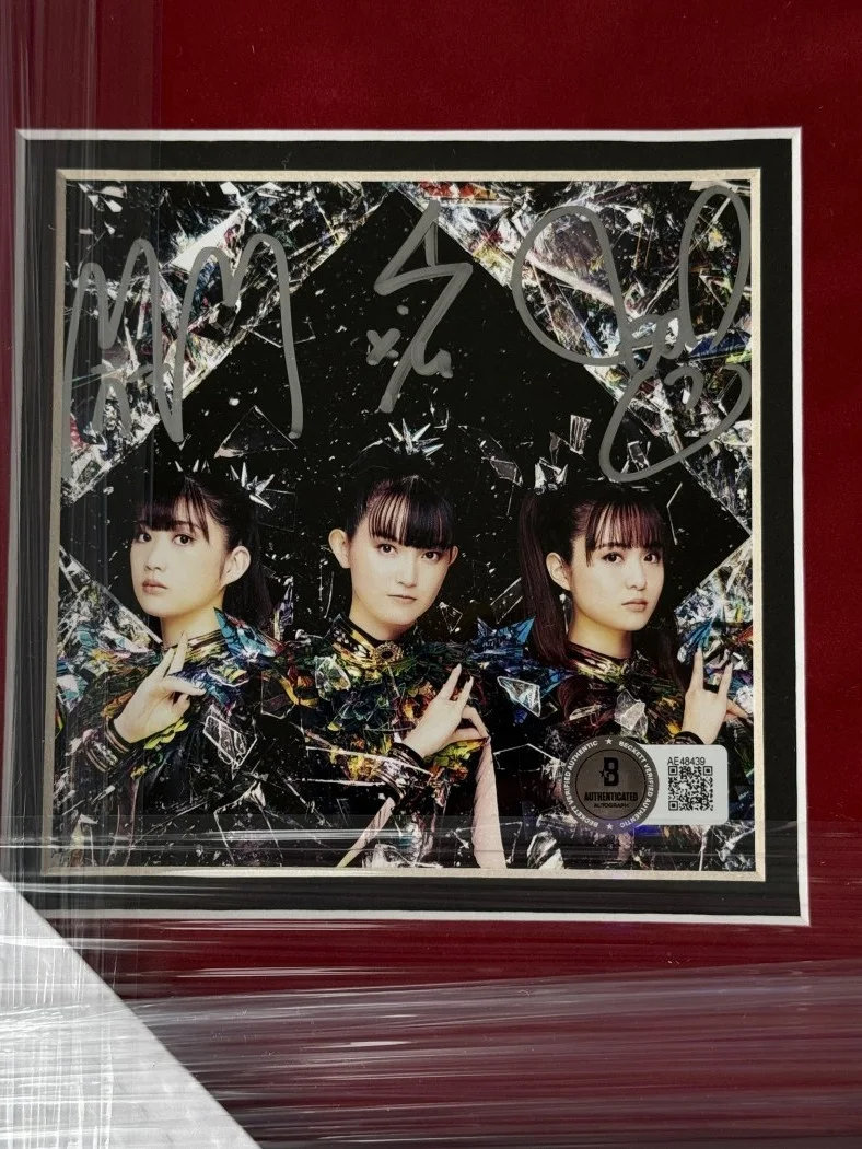 Baby Metal Signed Autographed CD Insert Su-Metal Moammetal Momometal Framed BAS, изображение 2