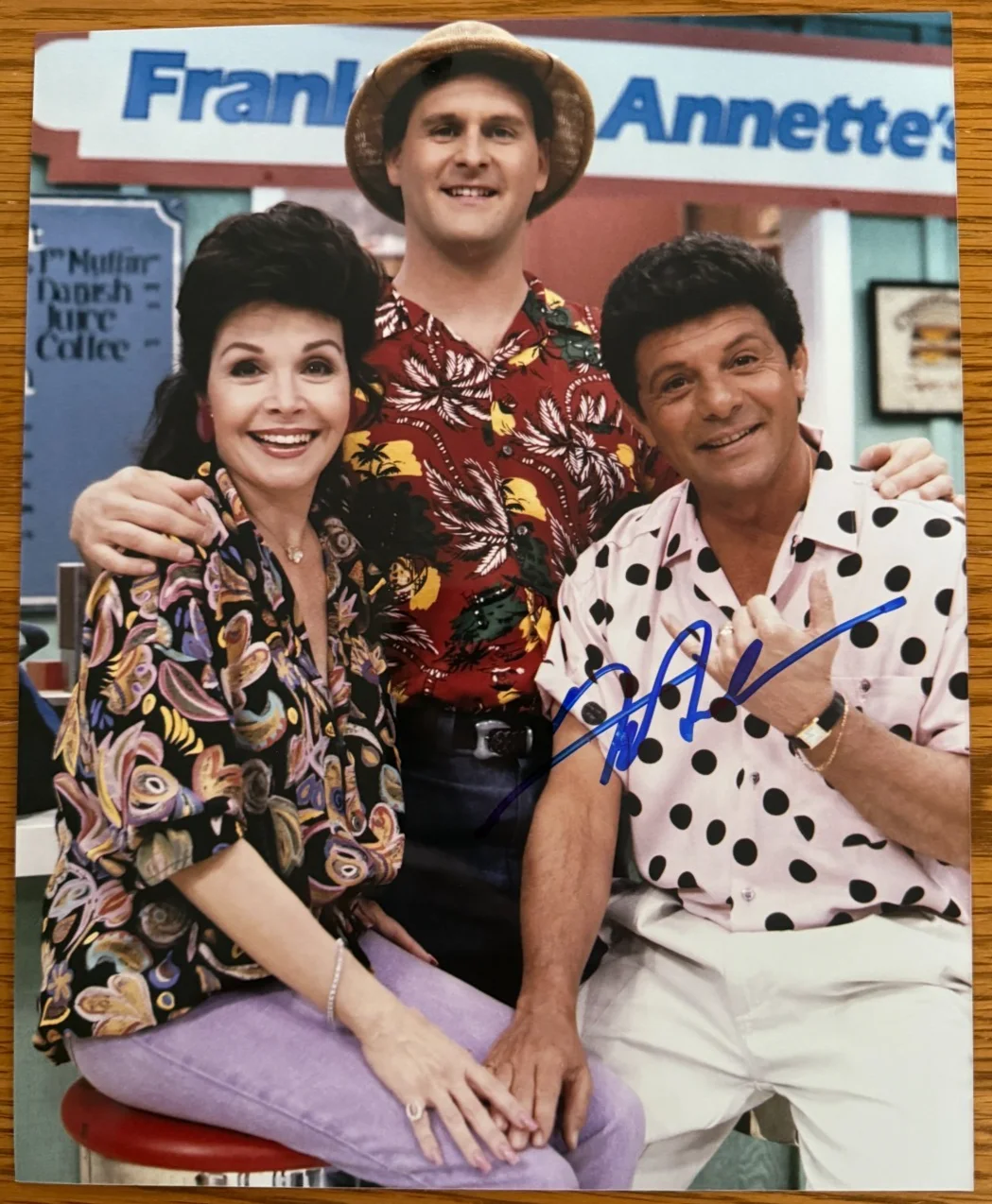 FRANKIE AVALON — FRANKIE AVALON SIGNED 8X10 PHOTO FULL HOUSE DAVE COULIER ANNETTE FUNICELLO
