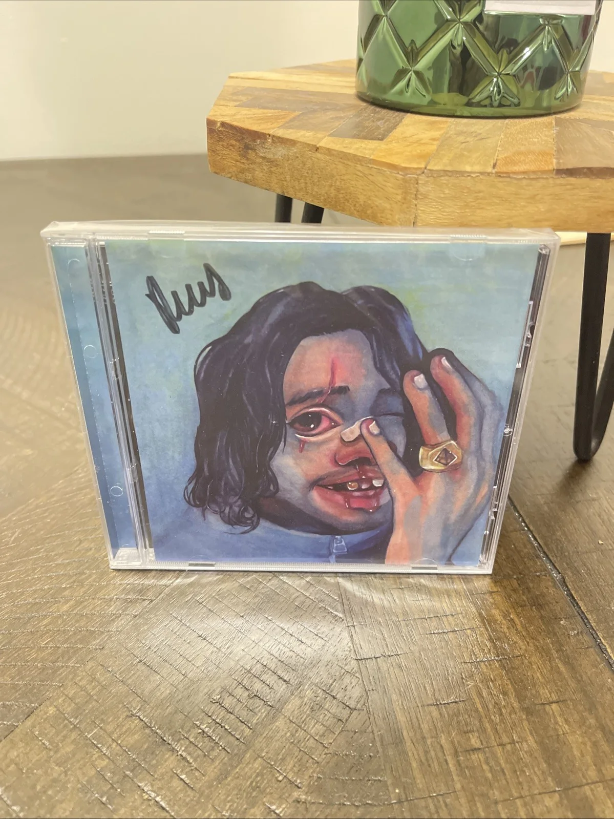 RUSS AUTOGRAPHED ALBUM, image 2