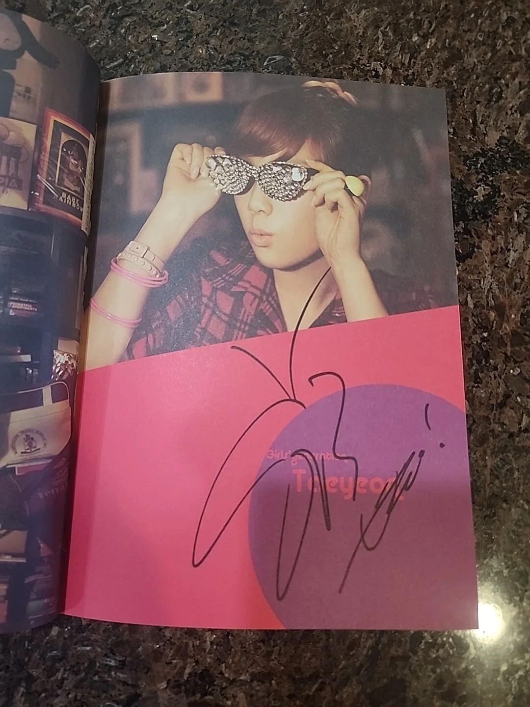 SNSD * Girls' Generation * Oh! * Real-Hand-Signed Album * PLEASE READ DESC., изображение 4