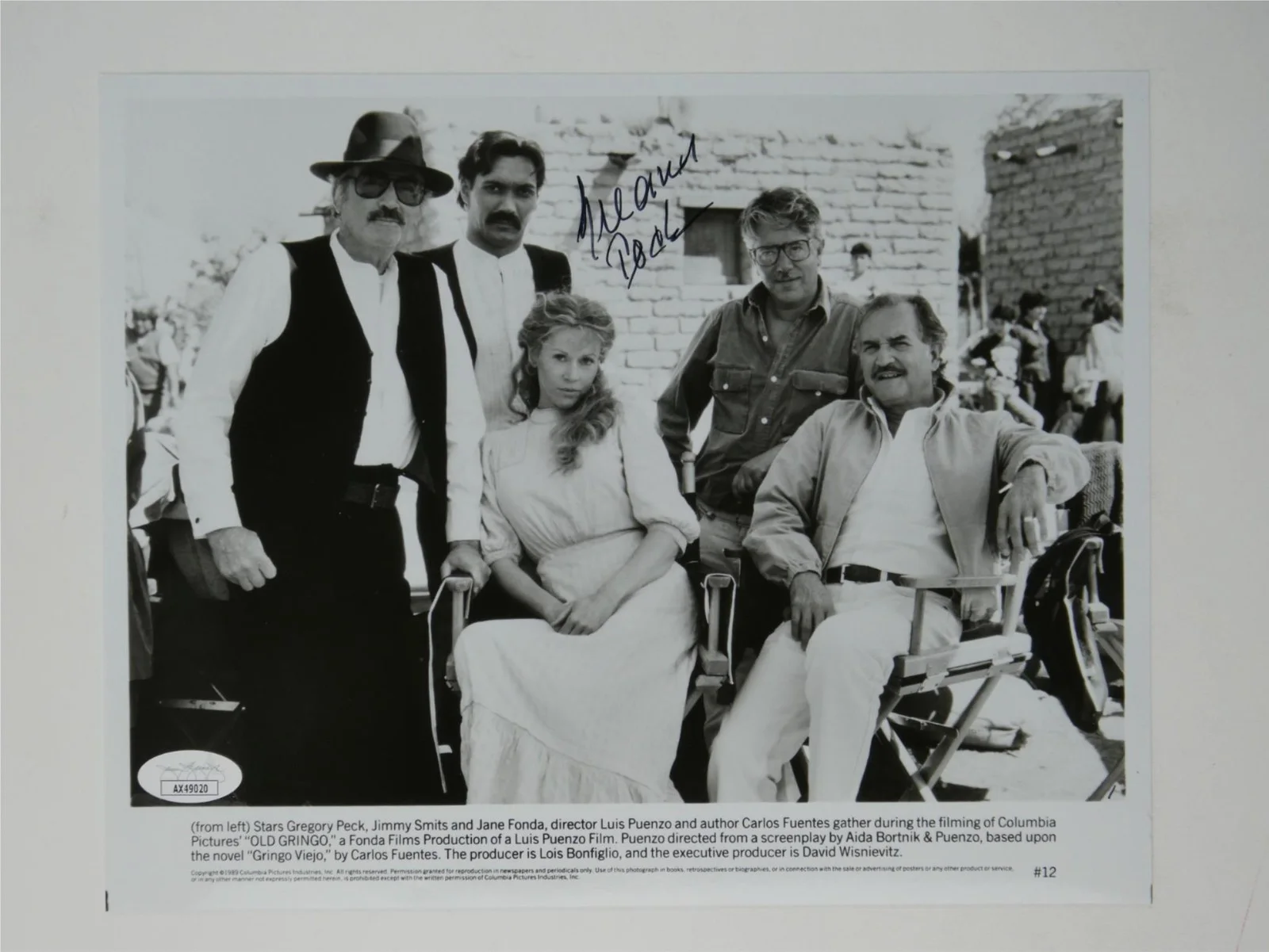 Gregory Peck — Gregory Peck Signed 8x10 Promo Photo Old Gringo Autographed JSA COA, image 2