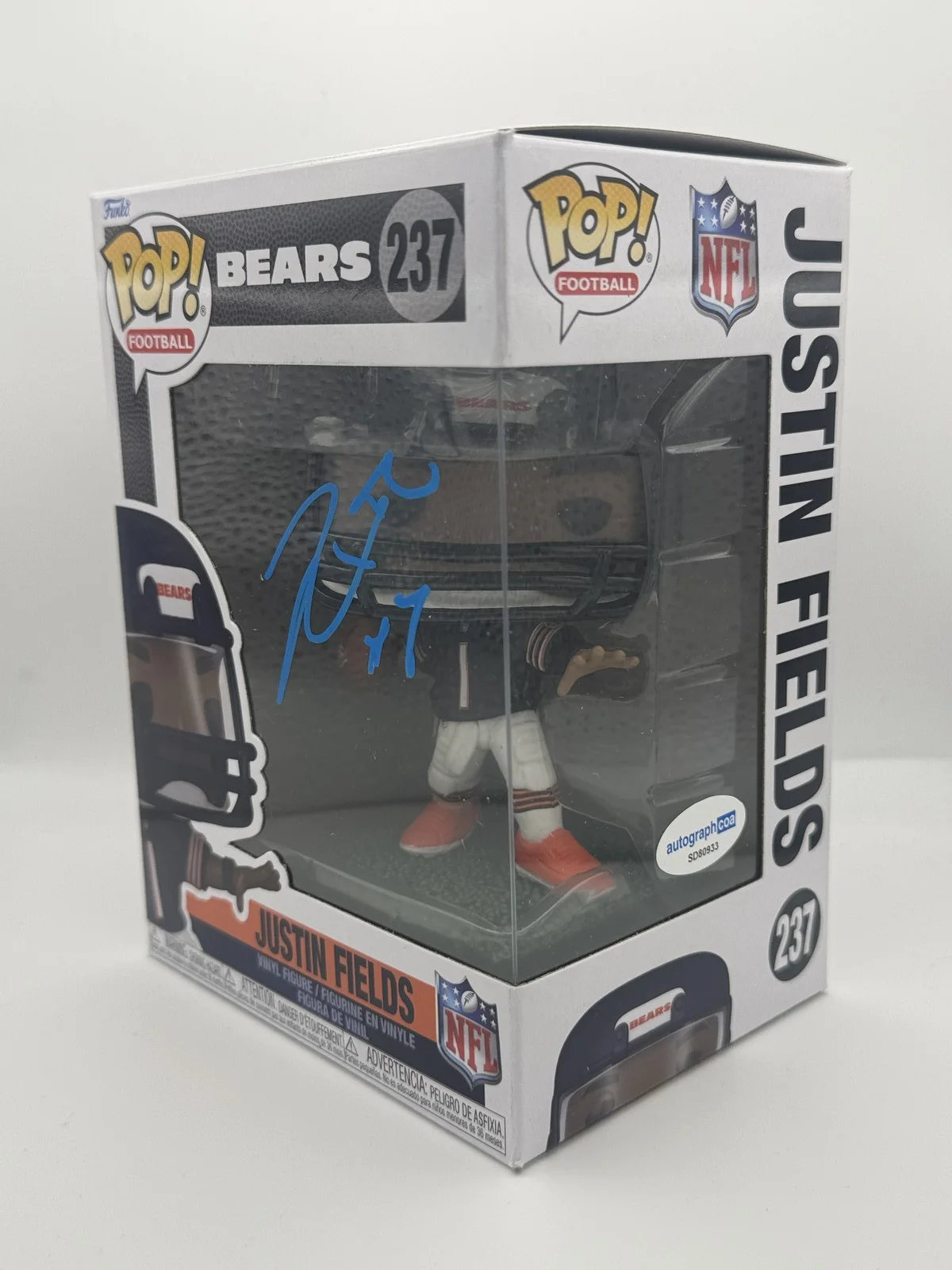Justin Fields — Justin Fields AUTOGRAPH Signed Chicago Bears Quarterback 237 Jets Funko Pop ACOA, image 2