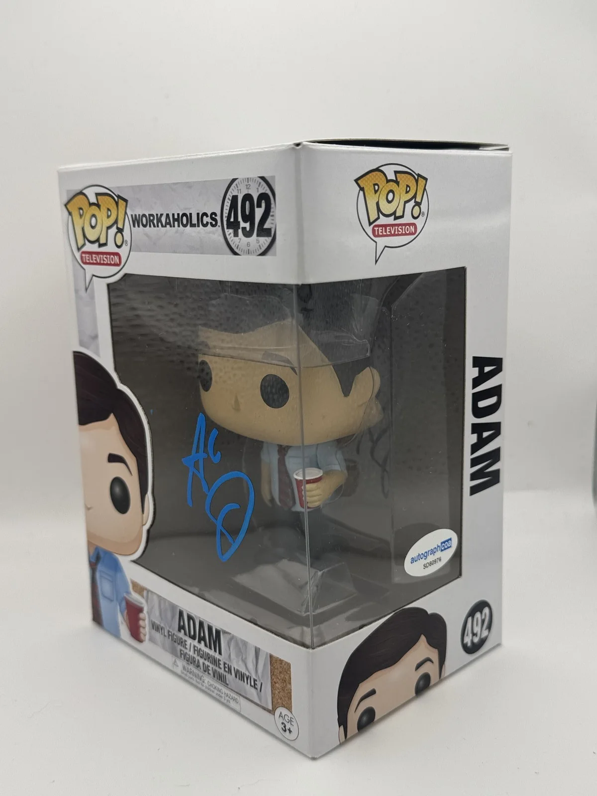 Adam Devine — Adam Devine "Workaholics" AUTOGRAPH Signed 'Adam' 492 Funko Pop Figure B ACOA, изображение 2
