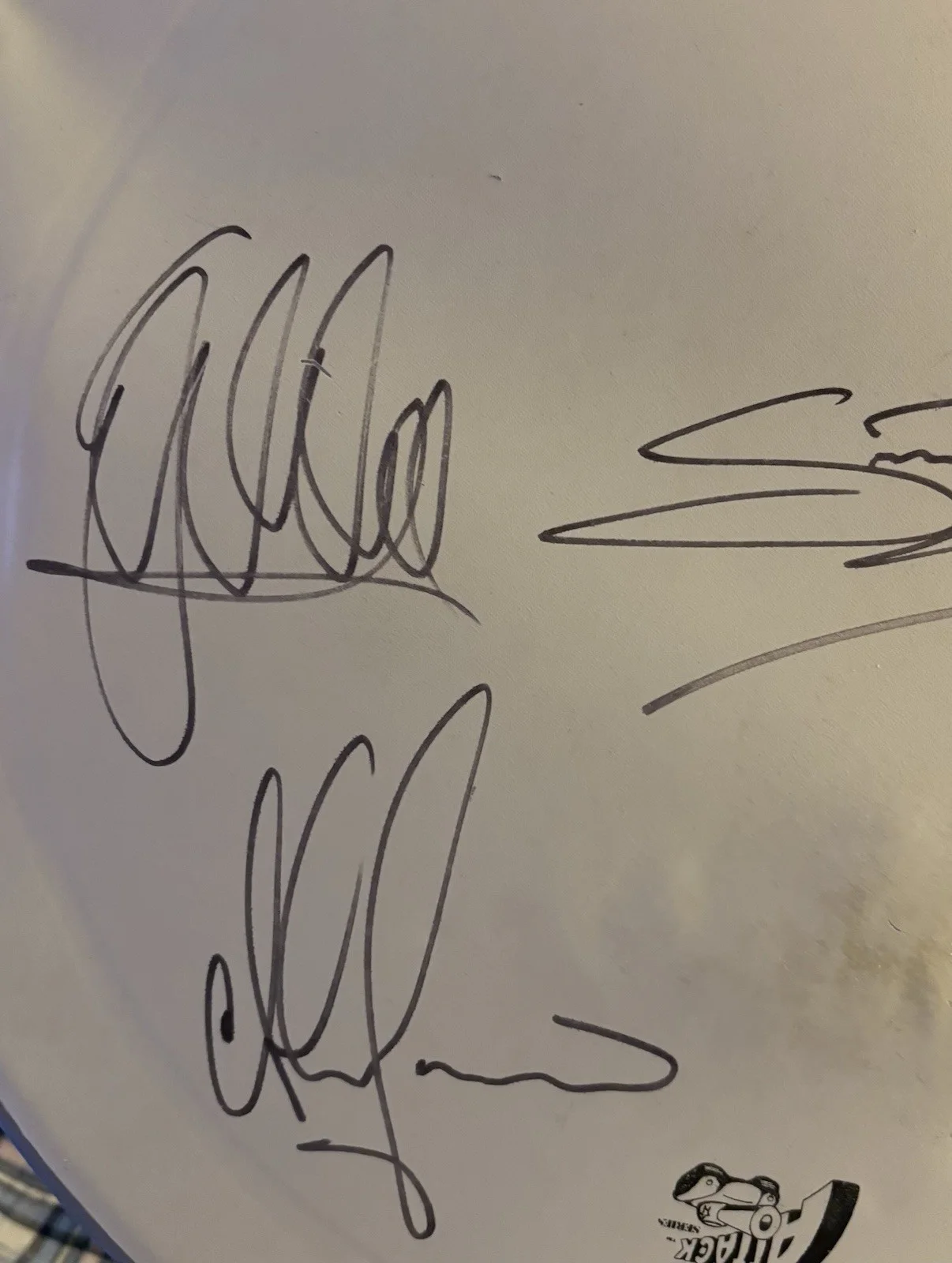 Queensrÿche 1997 drumhead signed (Geoff Tate), image 4