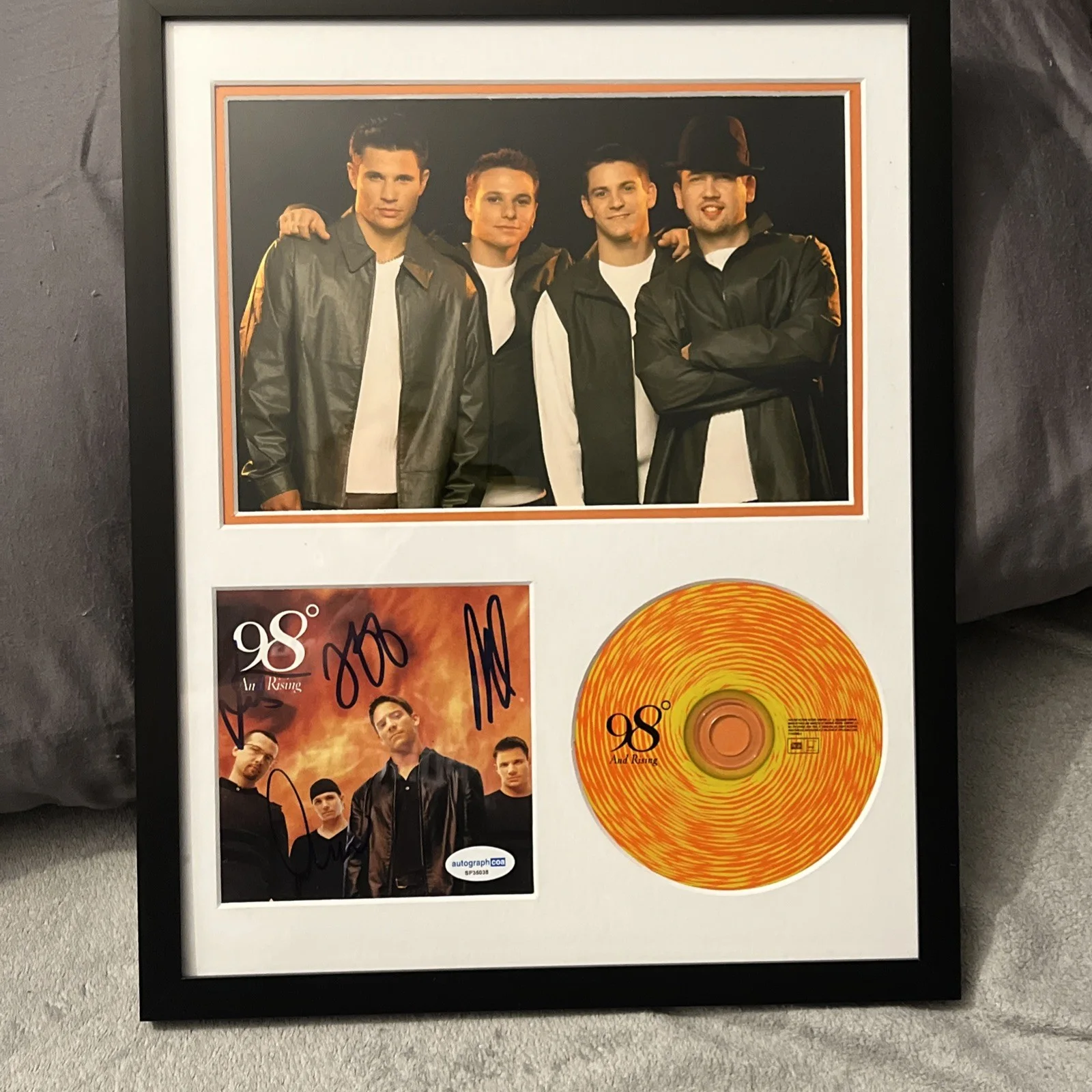 98 DEGREES SIGNED FRAMED 11x14 DISPLAY ACOA LOA NICK LACHEY DREW +2 RARE AUTO, image 4