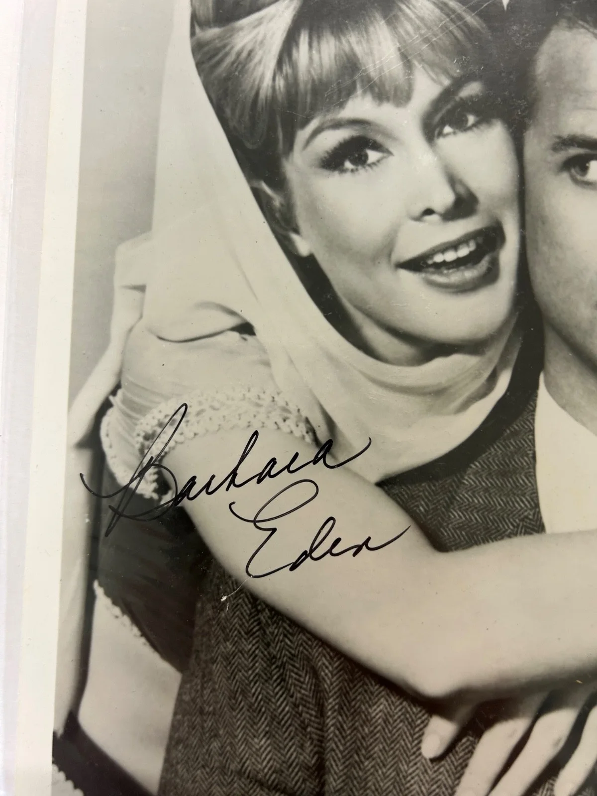 Barbara Eden, I dream of Jeannie autograph photo, изображение 2