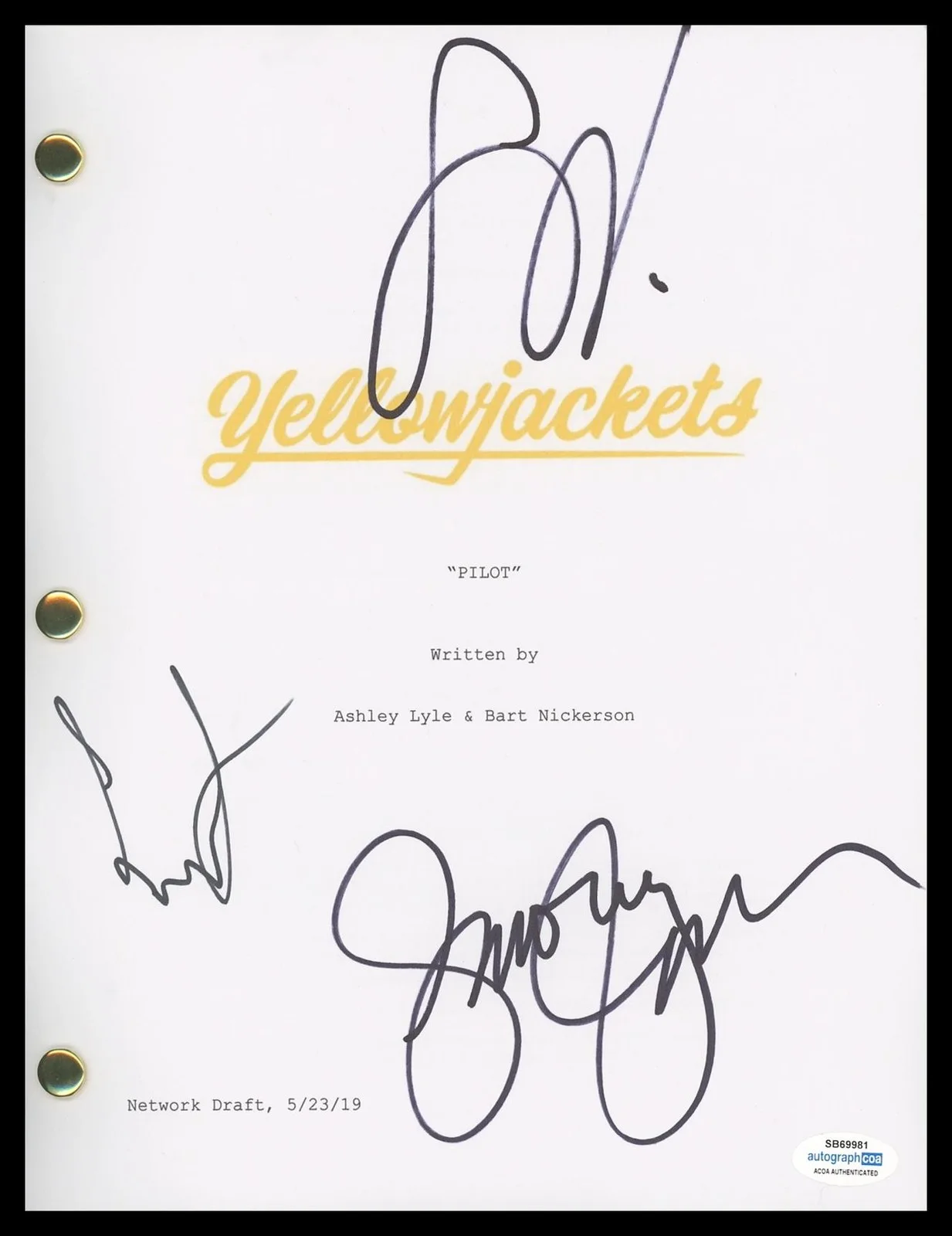 Sammi Hanratty, Sophie Nelisse, Tawny Cypress — Sophie Nelisse, Sammi Hanratty & Tawny Cypress "Yellowjackets" SIGNED Script C