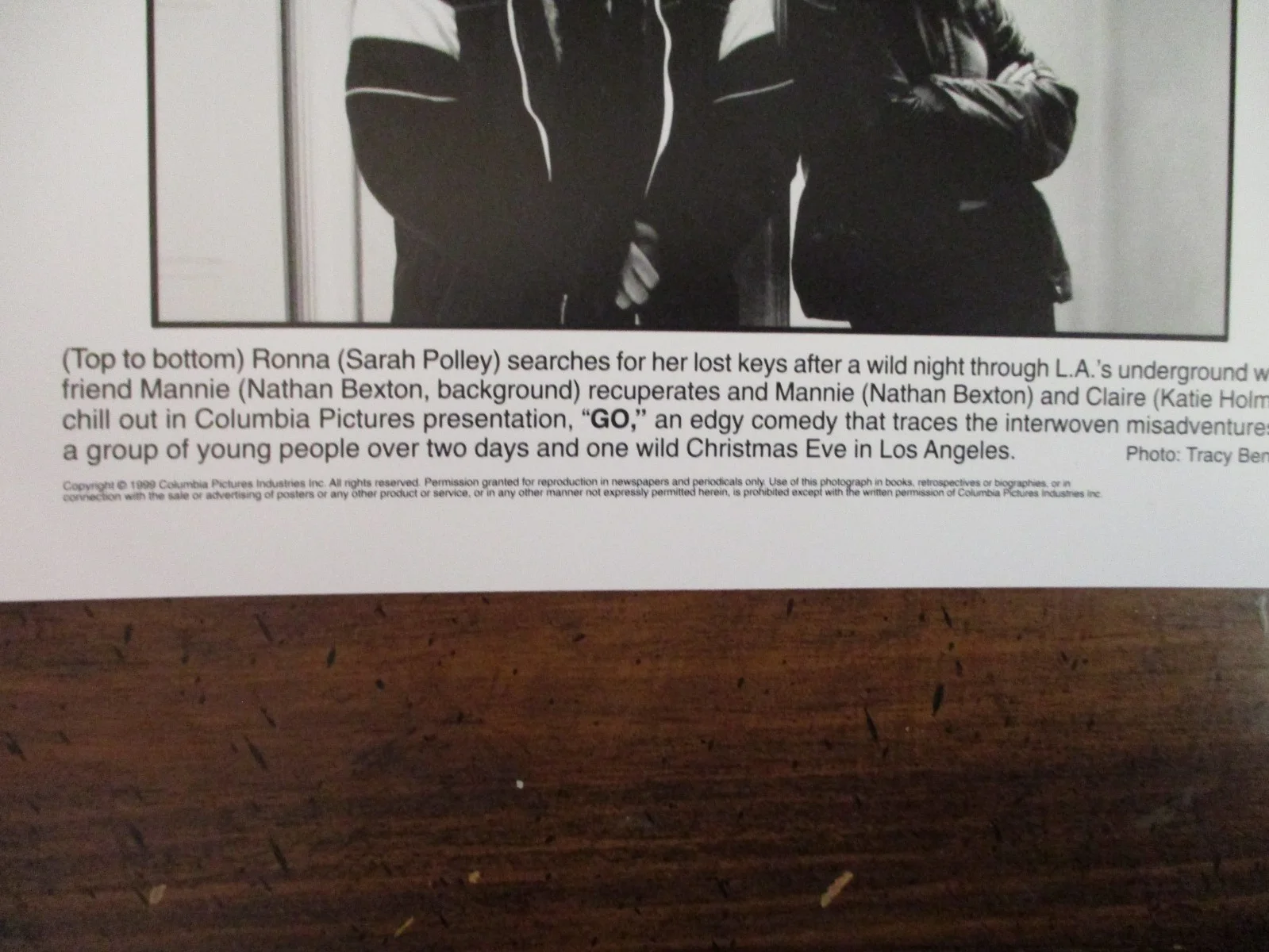 Sarah Polley/Nathan Bexton/Katie Holmes("GO")1999 8 x 10 Black/White Press Photo, изображение 3
