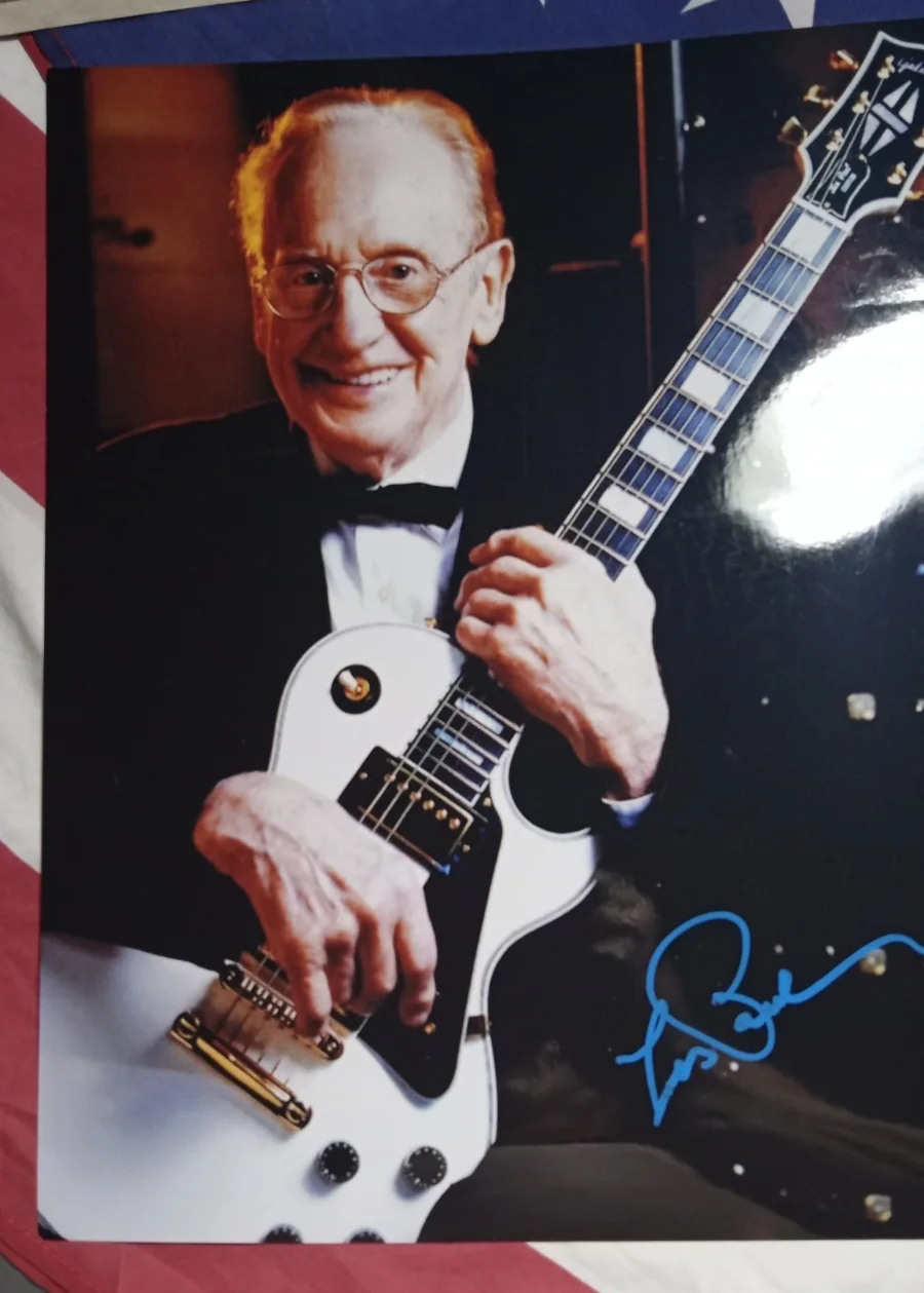 Les Paul — LES PAUL SIGNED AUTOGRAPH 11X14 PHOTO Original Guitar Inventor Iridium mary ford, image 2