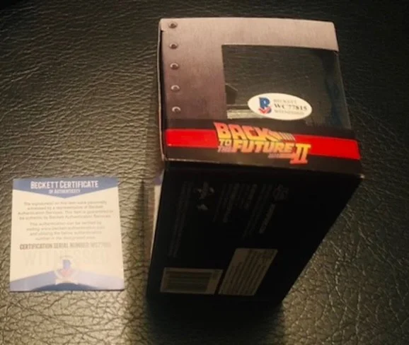 Christopher Lloyd — Christopher Lloyd Doc Back To The Future Signed Time Machine 132 Scale Beckett B, image 2