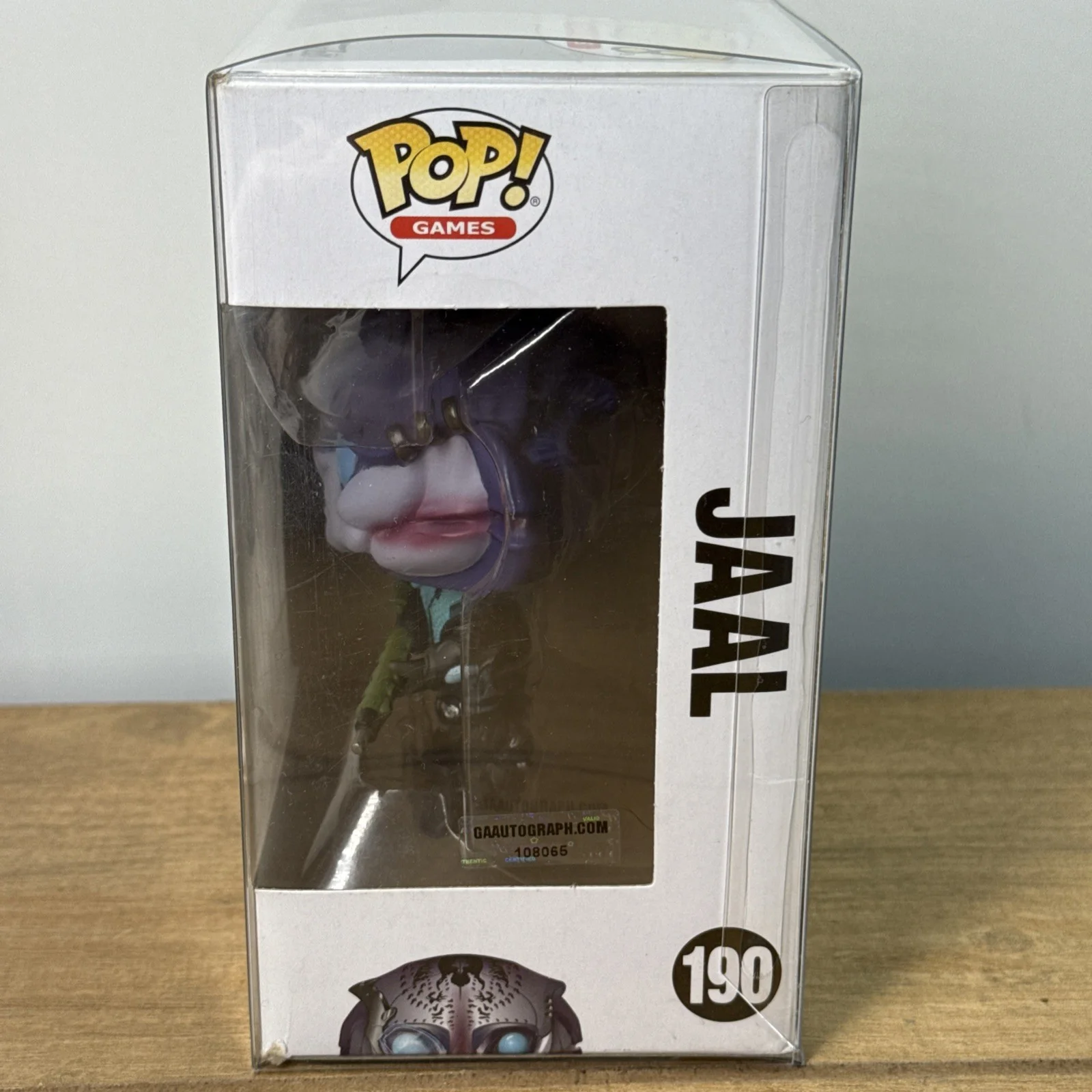 NYASHA HATENDI — Nyasha Hatendi Signed Funko Pop "MASS EFFECT #190 Jaal COA Hologram, изображение 3