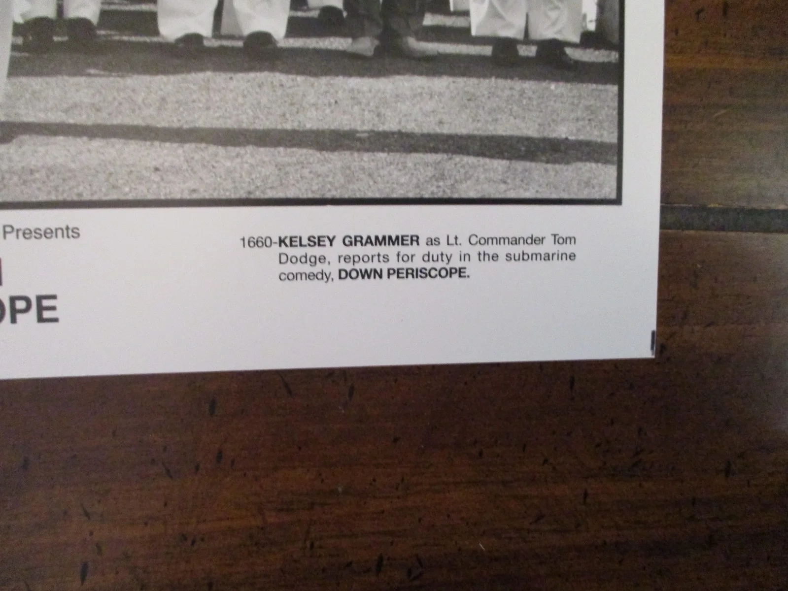 Kelsey Grammer ("DOWN PERISCOPE") 1996 10 x 8 Black and White Press Photo, изображение 2