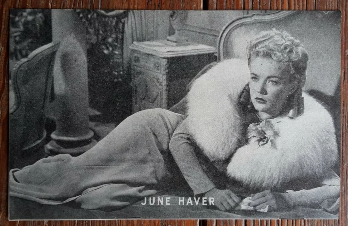 Booklet 8 pages, 50s (210x135mm) - JUNE HAVER - A Rising Star of Stage & Screen, изображение 5