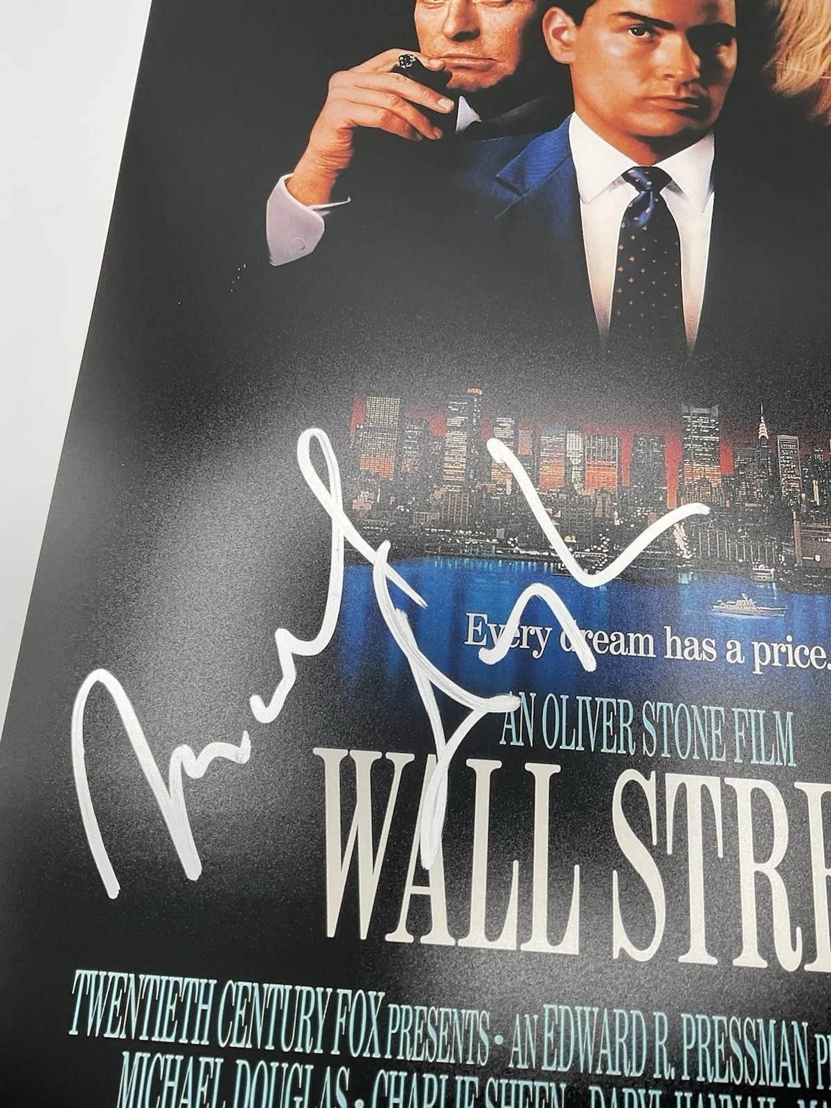 Michael Douglas — Michael Douglas signed photo Wall Street signed 12x18 BAS Gordon Gekko signed, изображение 2