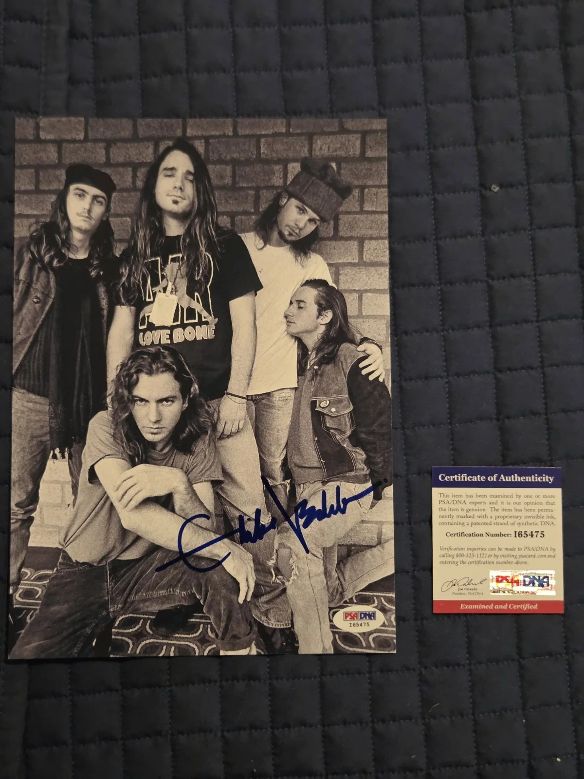 Pearl Jam EDDIE VEDDER SIGNED 8X10 PHOTOGRAPH PSA AUTHENTICATED B/W. LARGE..., изображение 2
