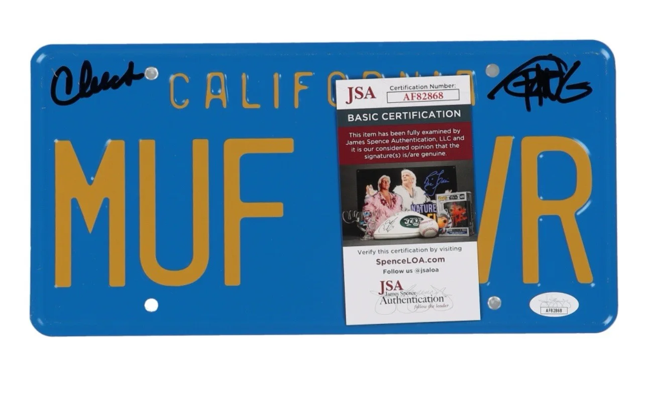 CHEECH, CHONG — CHEECH MARIN AND TOMMY CHONG SIGNED UP IN SMOKE AUTOGRAPH LICENSE PLATE JSA COA, изображение 2