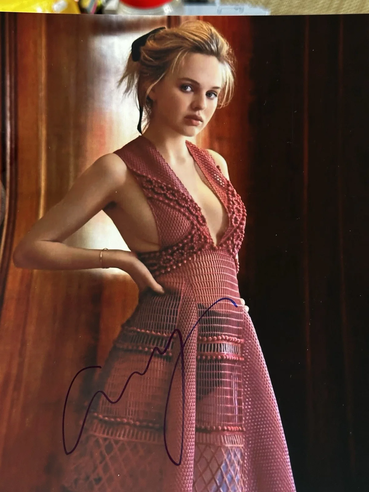 Odessa Young — Odessa Young signed 8x10 Photo In Person. Springsteen, image 4