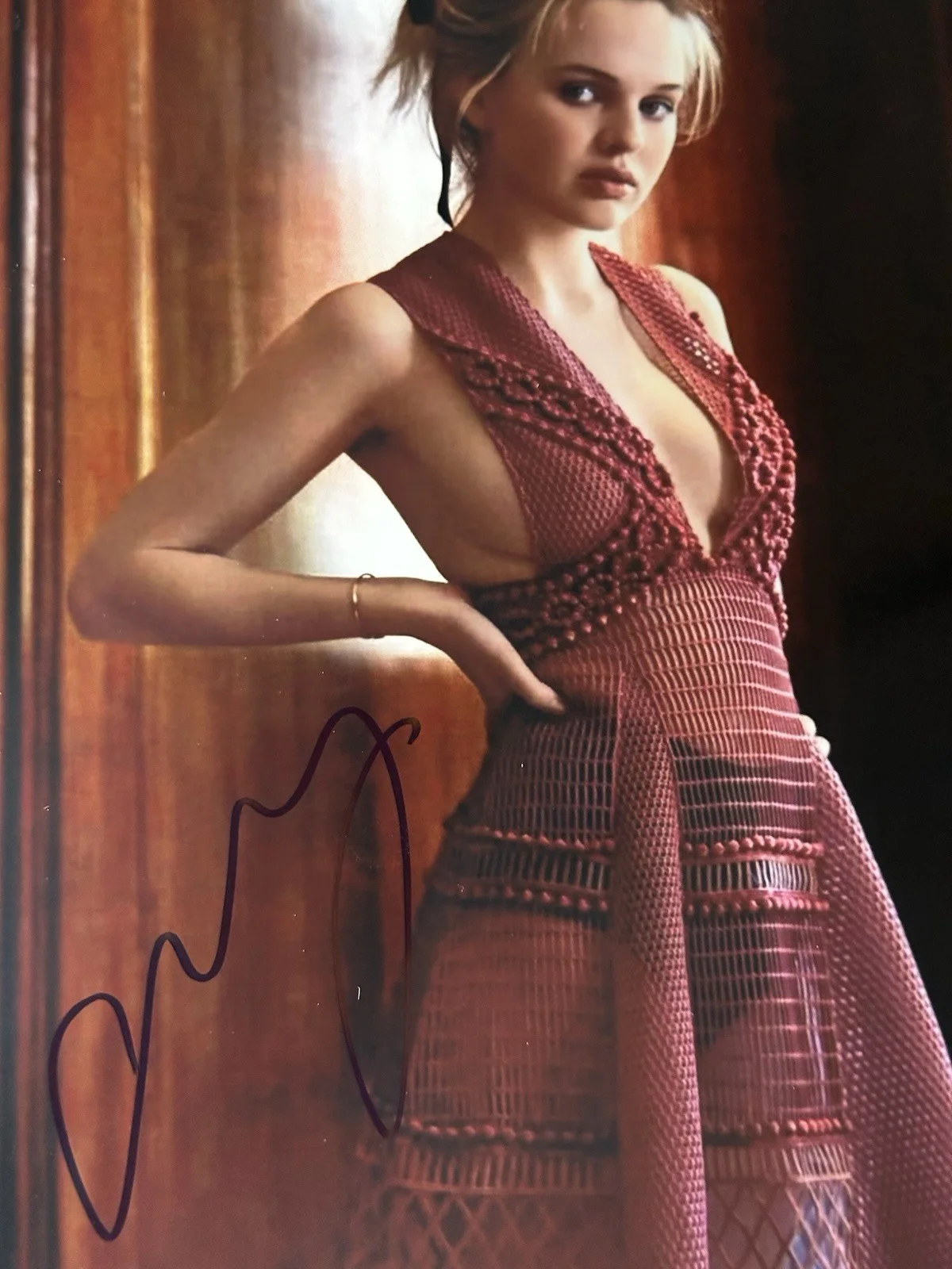 Odessa Young — Odessa Young signed 8x10 Photo In Person. Springsteen, изображение 3