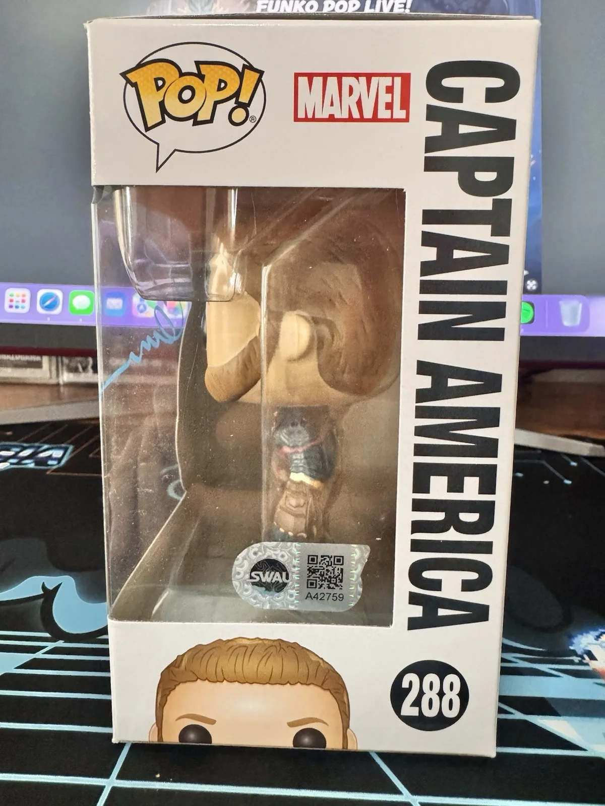 Chris Evans Autographed Captain America Funko Pop 288 Signed Bearded Cap! SWAL., изображение 2