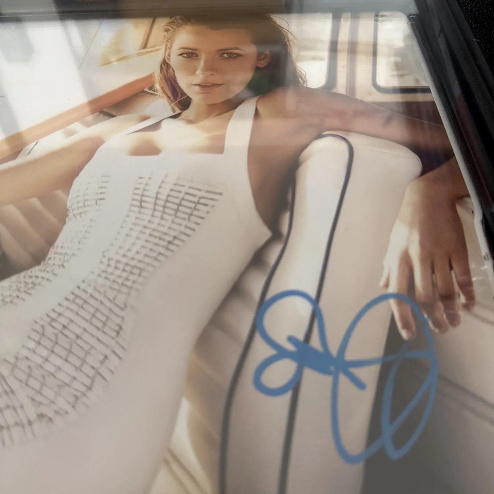 Blake Lively Sexy 11x14 Autographed Photo Beckett BR80974 (Very Rare), изображение 2