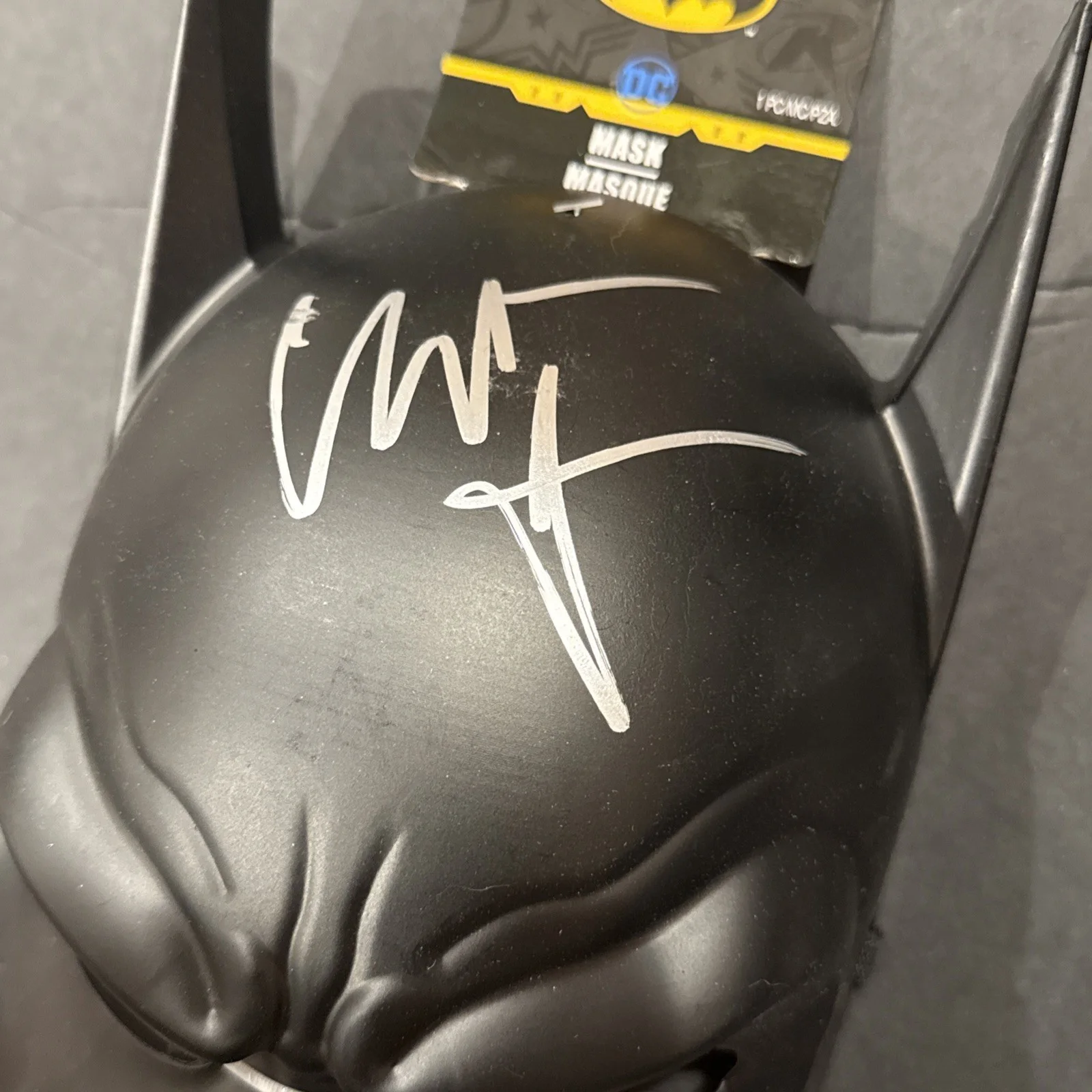 Christian Bale Signed Batman Dark Knight Movie DC Mask Beckett BAS I, image 2