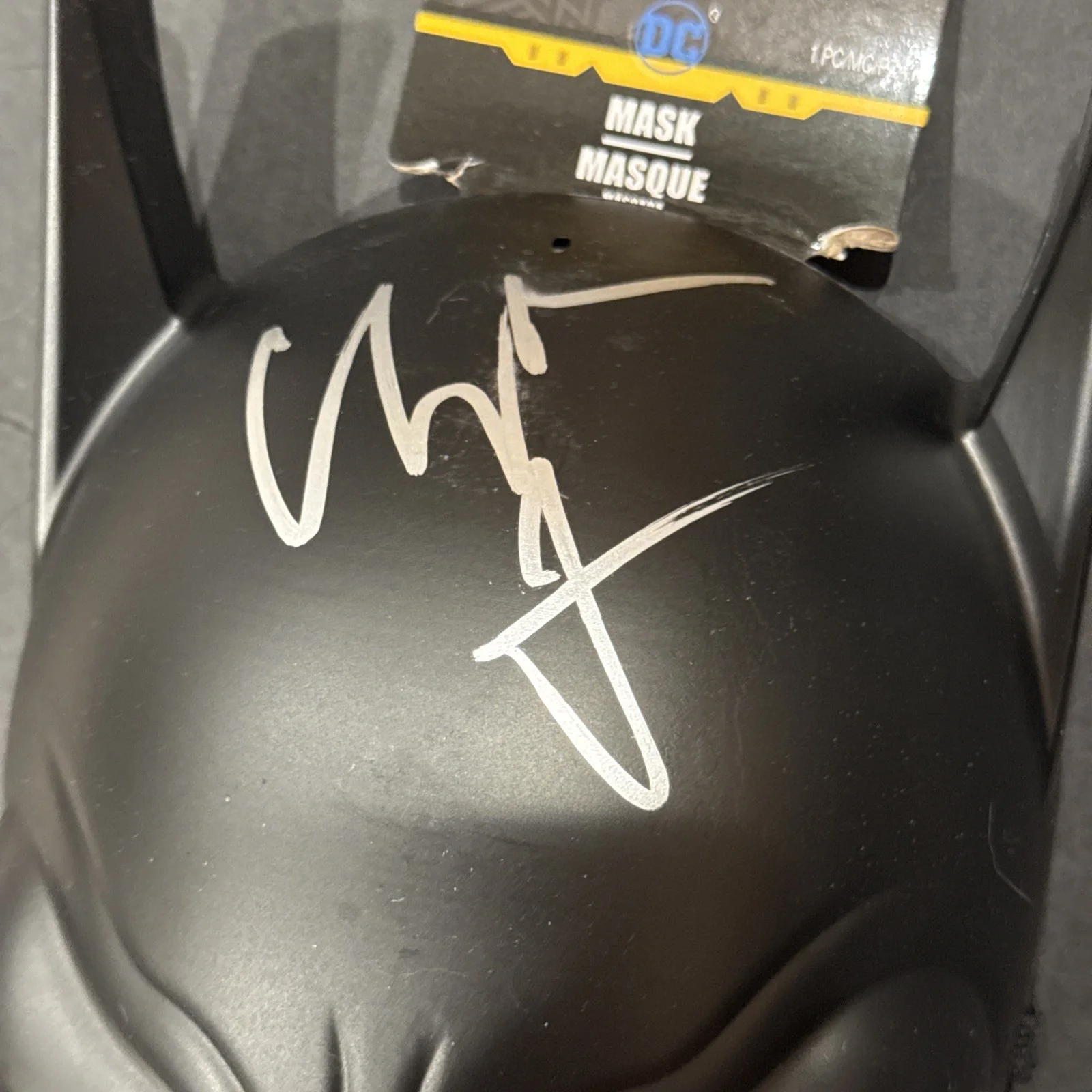 Christian Bale Signed Batman Dark Knight Movie DC Mask Beckett BAS C, image 2