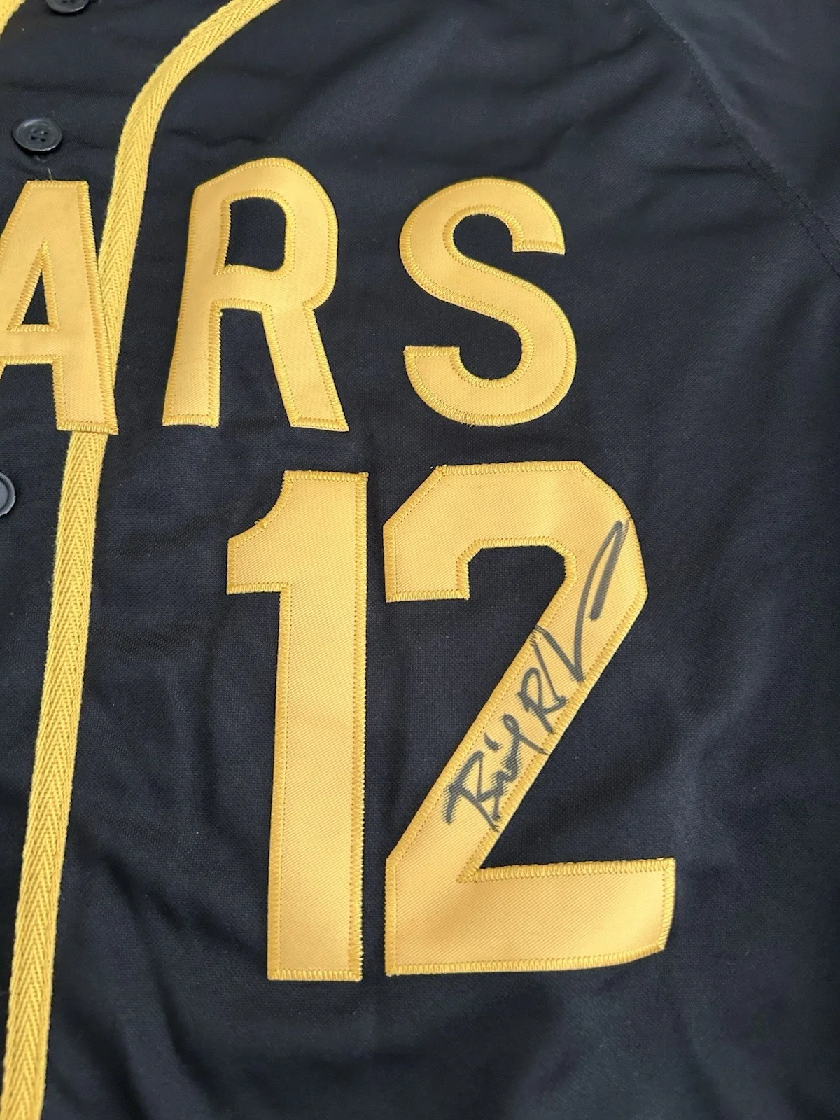 BILLY BOB THORNTON SIGNED BAD NEWS BEARS JERSEY!, image 2