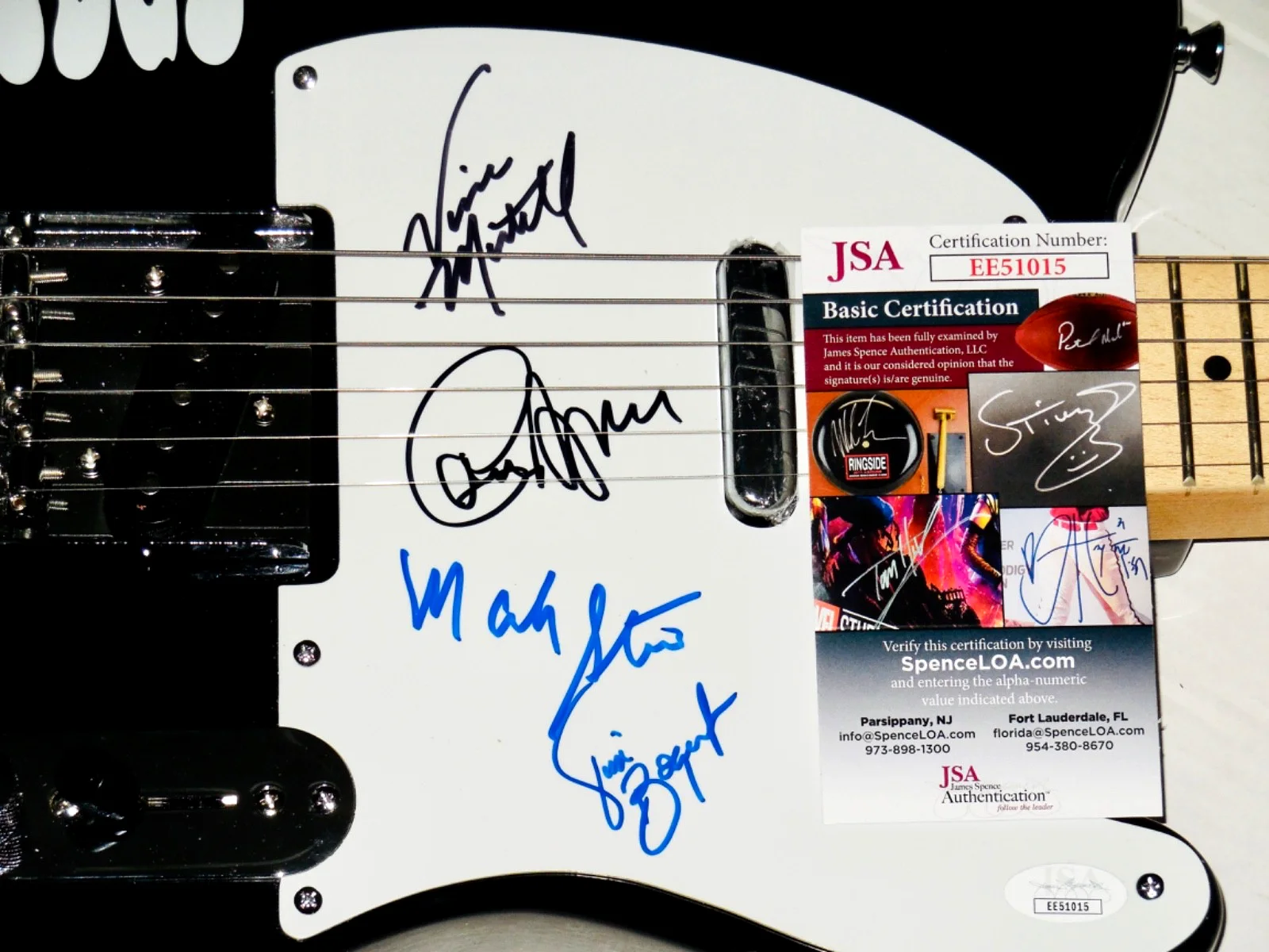 VANILLA FUDGE AUTOGRAPHED ELECTRIC GUITAR (4 SIGNATURES) - JSA COA!, изображение 2