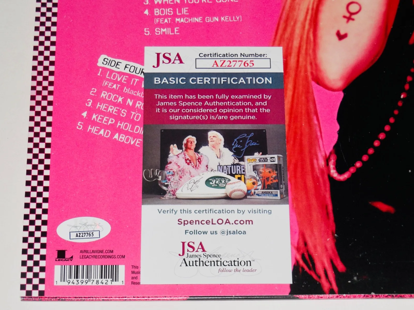 AVRIL LAVIGNE AUTOGRAPHED VINYL RECORD ALBUM (GREATEST HITS) - JSA COA!, image 4